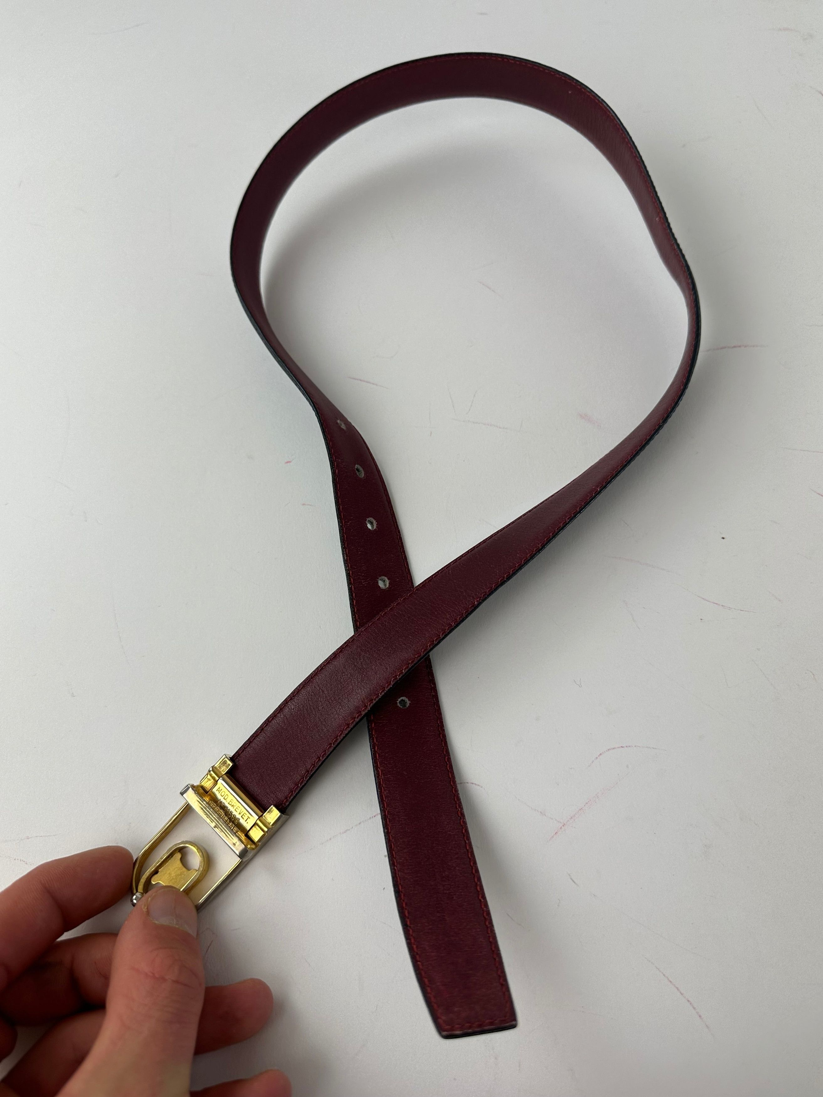 Celine Vintage Triomphe Reversible Leather Belt Black Burgundy 85 Size ONE SIZE - 4 Thumbnail