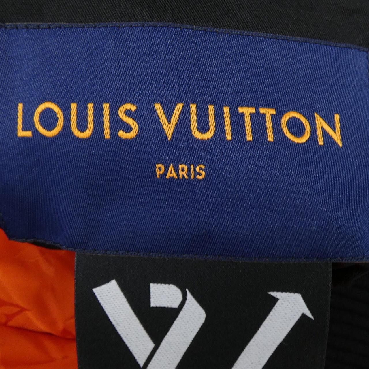 Louis Vuitton Louis Vuitton Louis Vuitton Reversible Bomber Jacket Blouson Plastic / Synthetic Outerwear HLB05WINE DUTY FREE for USA Size ONE SIZE - 3 Thumbnail