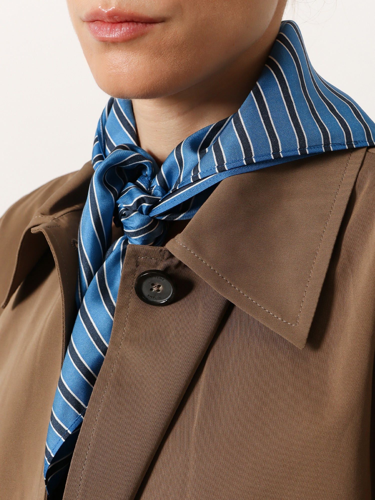 Toteme Silk Foulard Size ONE SIZE - 3 Thumbnail