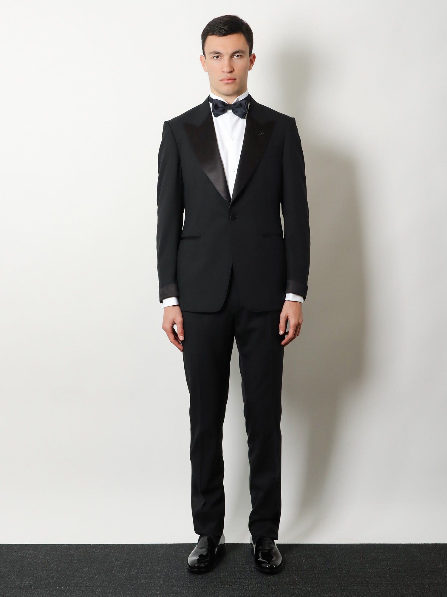 Tom Ford Shelton Wool Tuxedo Size US L / EU 52-54 / 3 - 4 Thumbnail