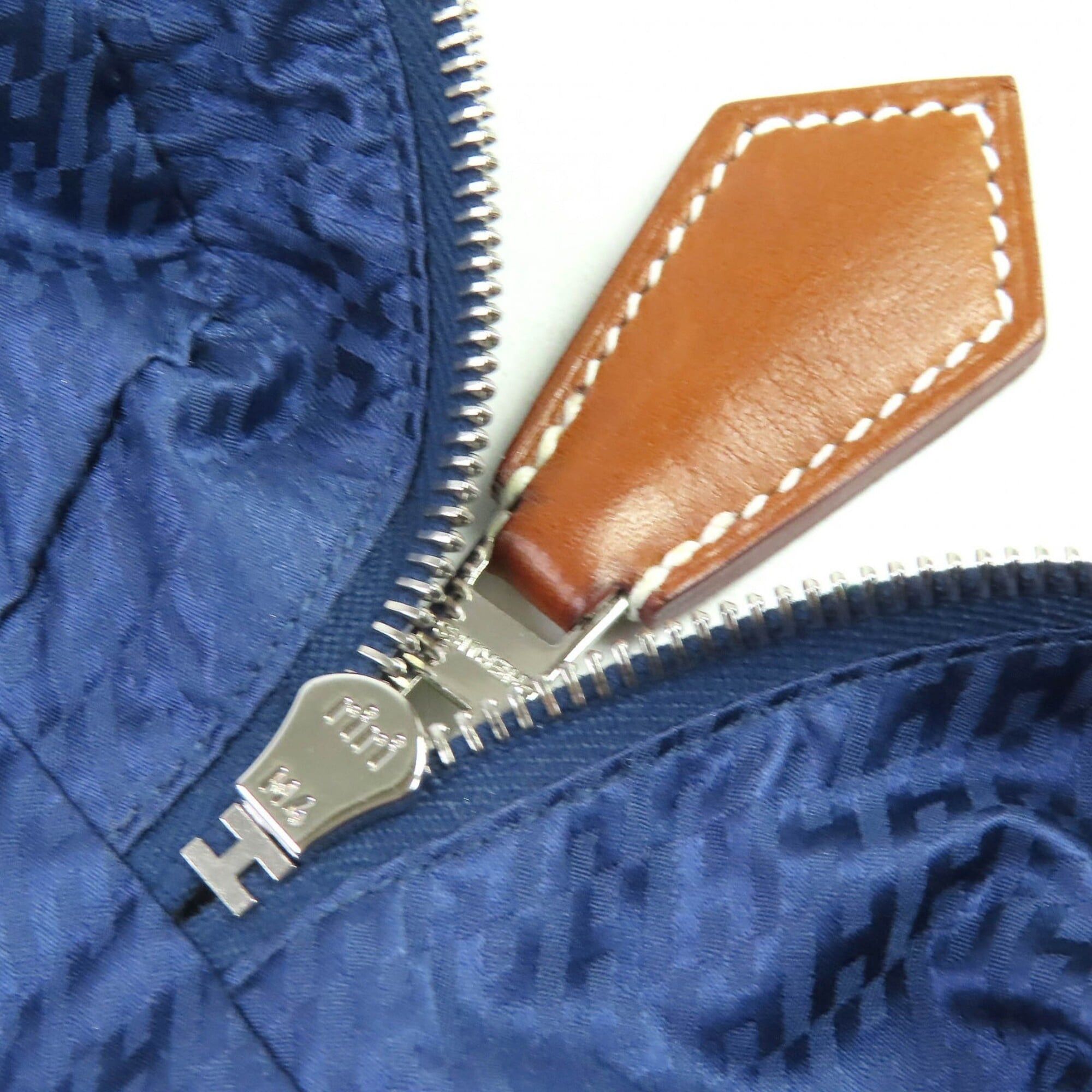 Hermes Hermes Wousse de Voyage PM 100% Silk Pouch, Blue, B Stamp, Made in France, Women's, Highly Recommended ◎ Size ONE SIZE - 7 Thumbnail