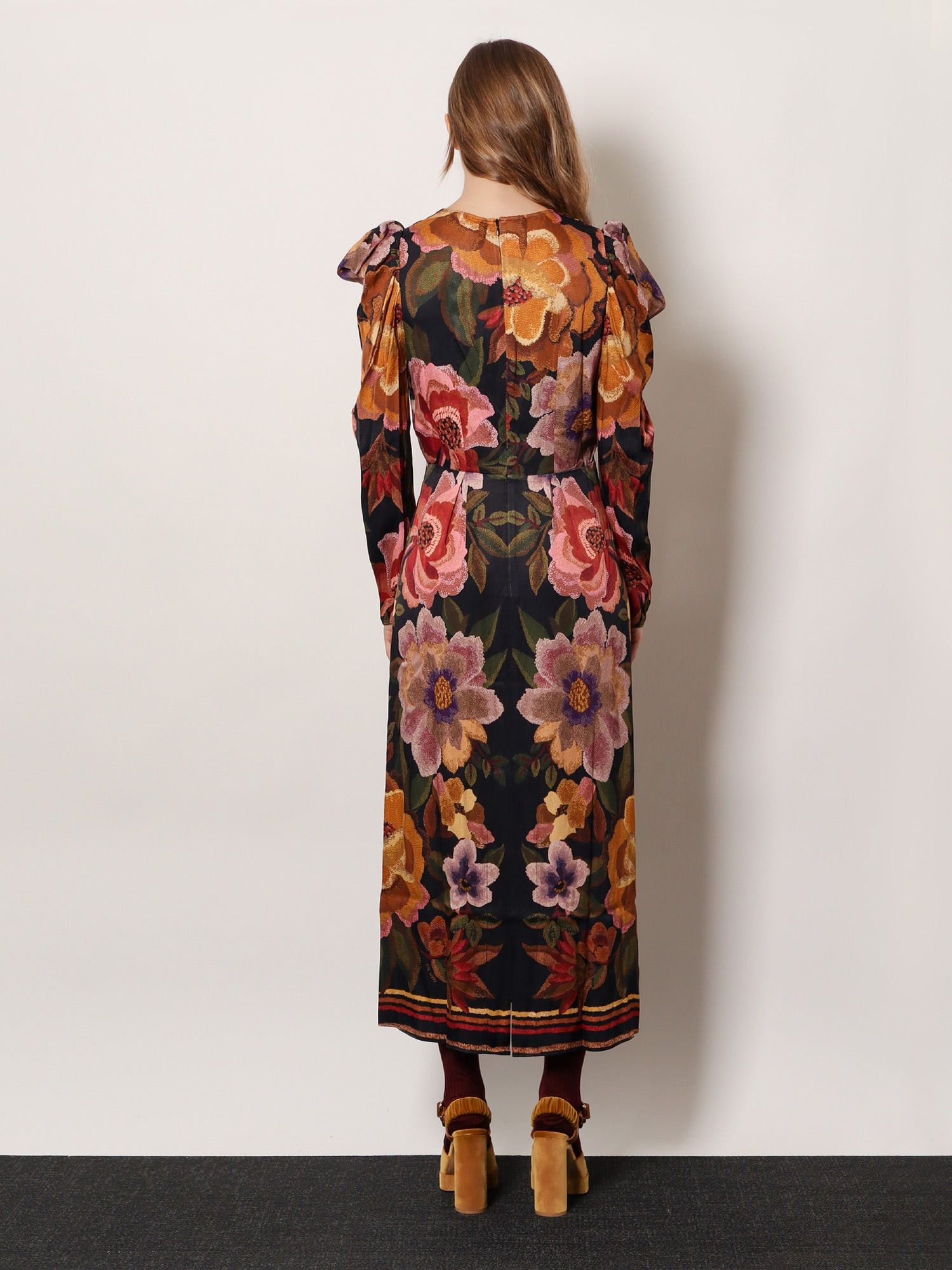 Farm Rio Viscose Long Dress With Chenille Flowers Print Size XXS / US 00 / IT 34 - 5 Thumbnail