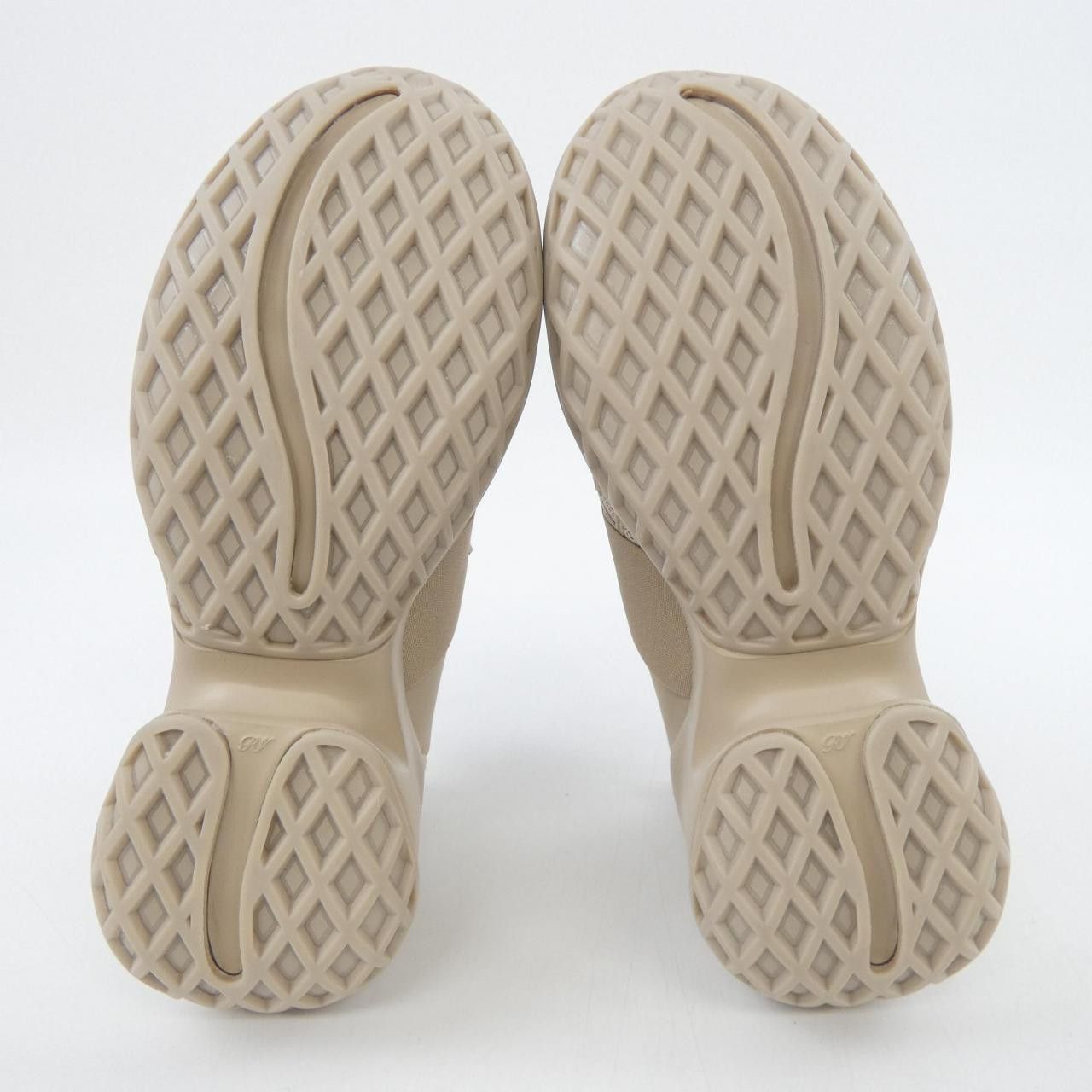 Roger Vivier Roger Vivier Roger Vivier Viv Run Sneakers Textile Shoes DUTY FREE for USA Size ONE SIZE - 4 Thumbnail