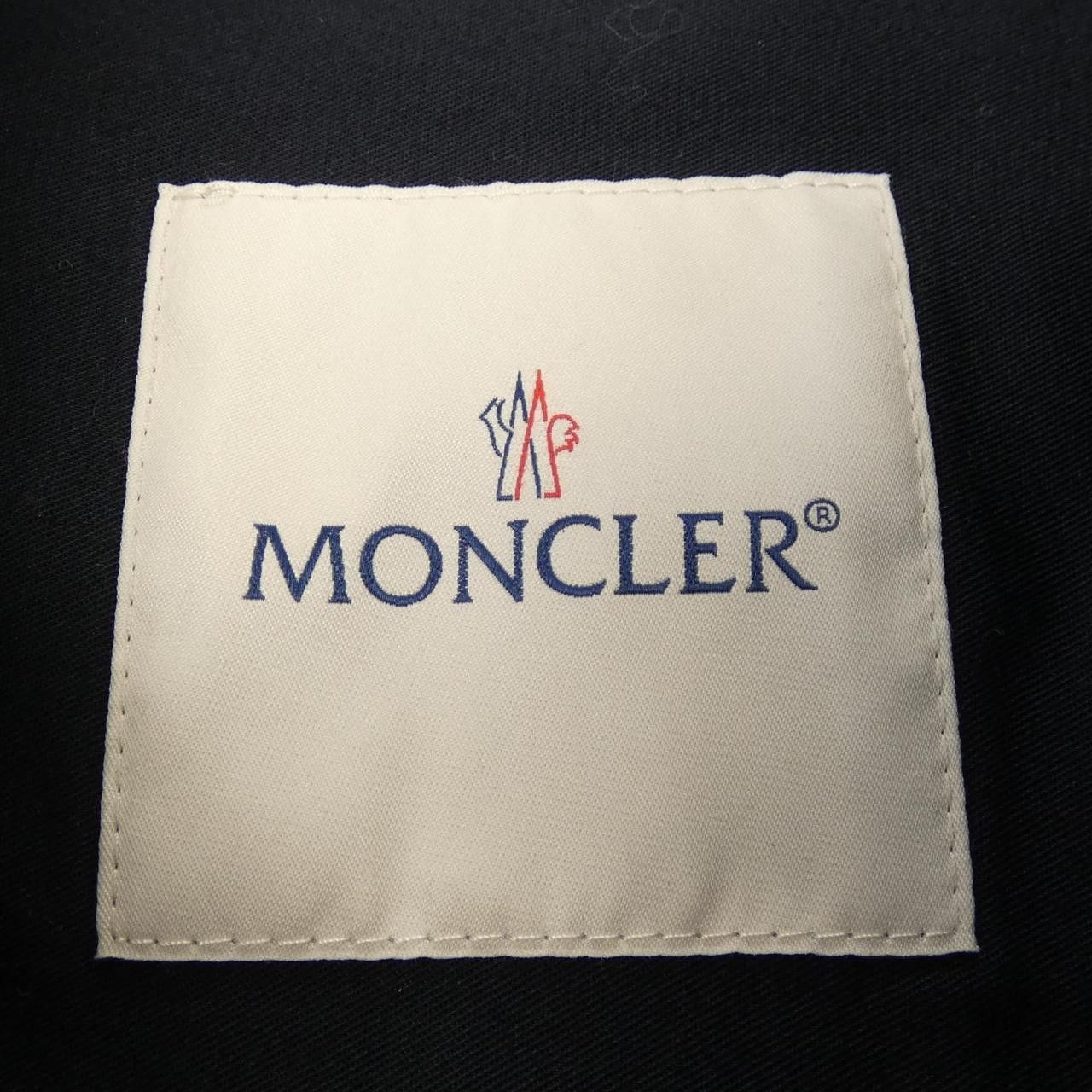 Moncler Moncler Moncler Genius Denim Jacket Textile Outerwear DUTY FREE for USA Size ONE SIZE - 4 Thumbnail