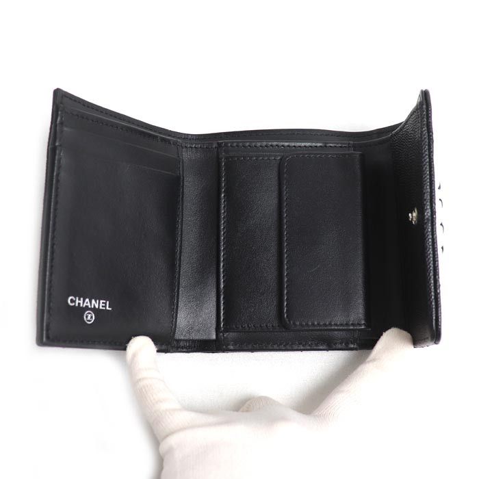 Chanel Chanel Chanel 19 Caviar Skin Trifold Wallet Leather Short Wallet AP3711 DUTY FREE for USA Size ONE SIZE - 3 Thumbnail