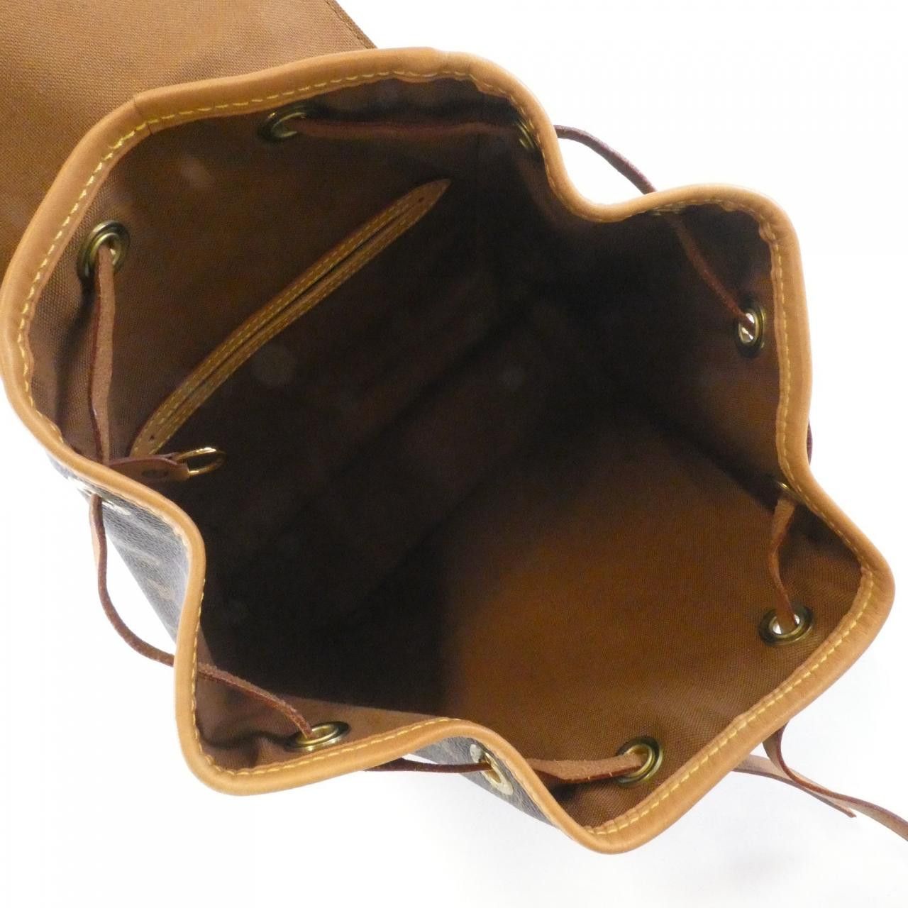 Louis Vuitton Louis Vuitton Louis Vuitton Monogram Backpack Textile Backpack M51136 DUTY FREE for USA Size ONE SIZE - 9 Thumbnail