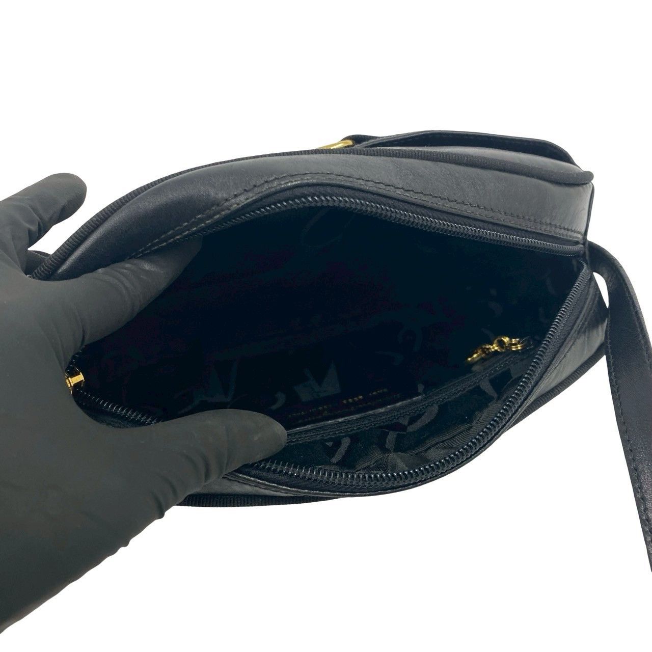 Salvatore Ferragamo Salvatore Ferragamo Salvatore Ferragamo Leather Shoulder Bag Leather Shoulder Bag DUTY FREE for USA Size ONE SIZE - 10 Thumbnail