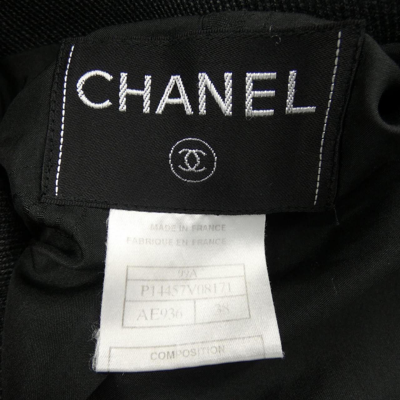 Chanel Chanel Chanel Jacket Textile Outerwear P14457V08171 DUTY FREE for USA Size ONE SIZE - 4 Thumbnail