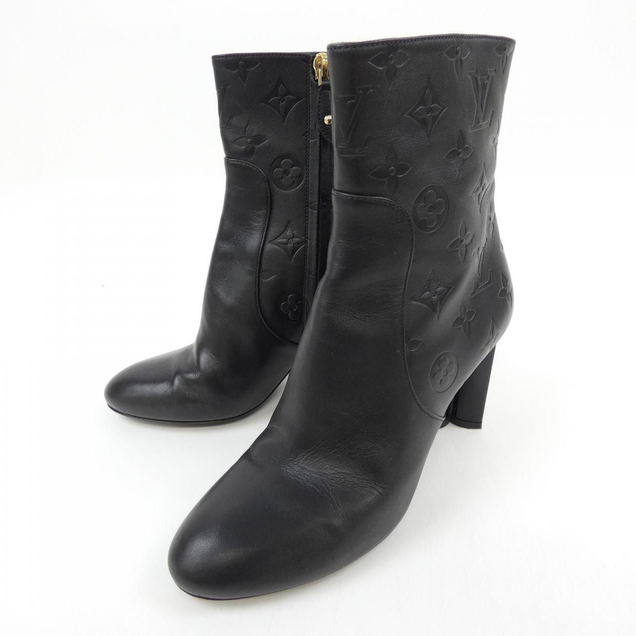 Louis Vuitton Louis Vuitton Louis Vuitton Monogram Debossed Calf Boots Leather Shoes DUTY FREE for USA Size ONE SIZE - 3 Thumbnail
