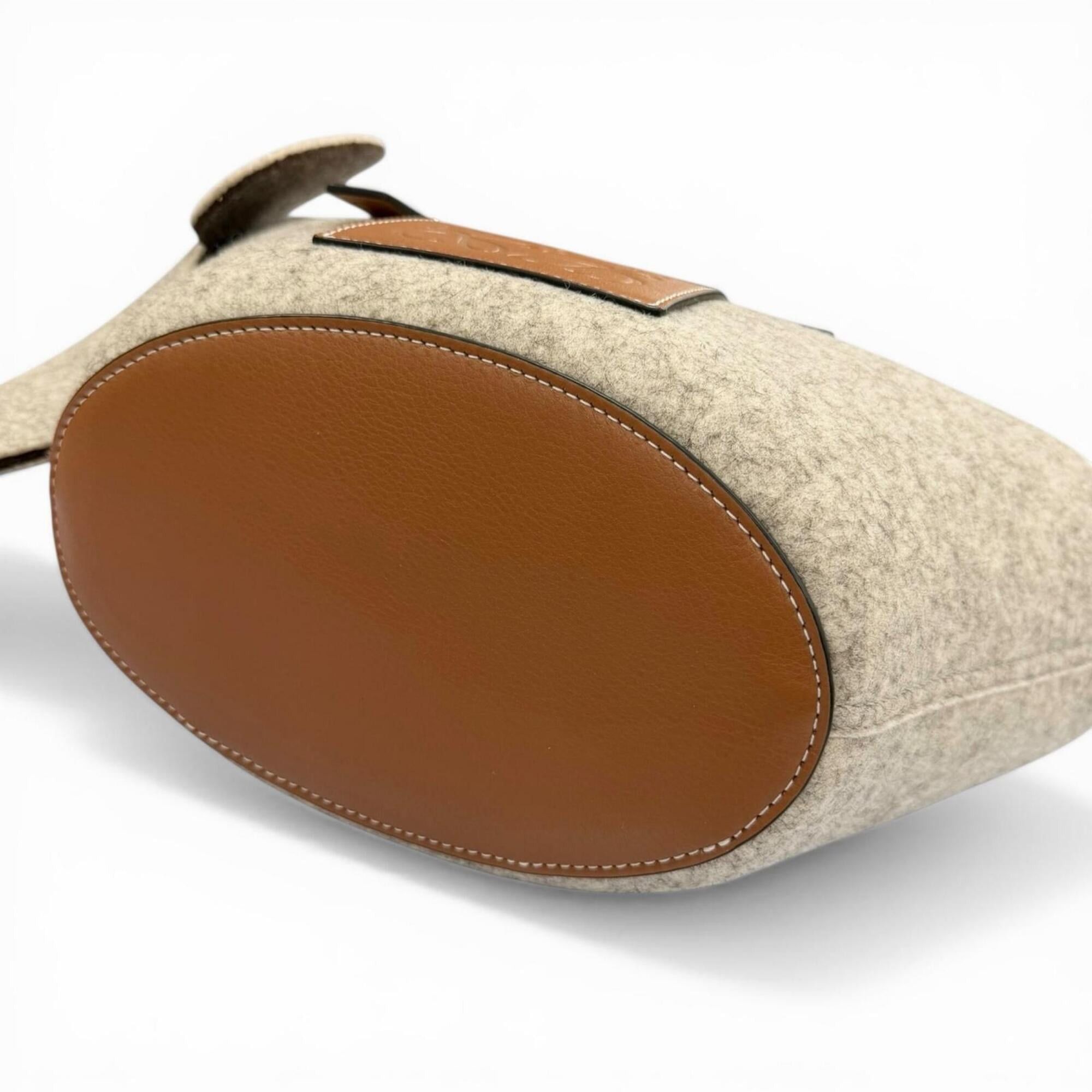 Loewe LOEWE Felt Leather Elephant Basket Anagram Logo Handbag, Gray/Brown, Made in Spain, Women's Size ONE SIZE - 4 Thumbnail