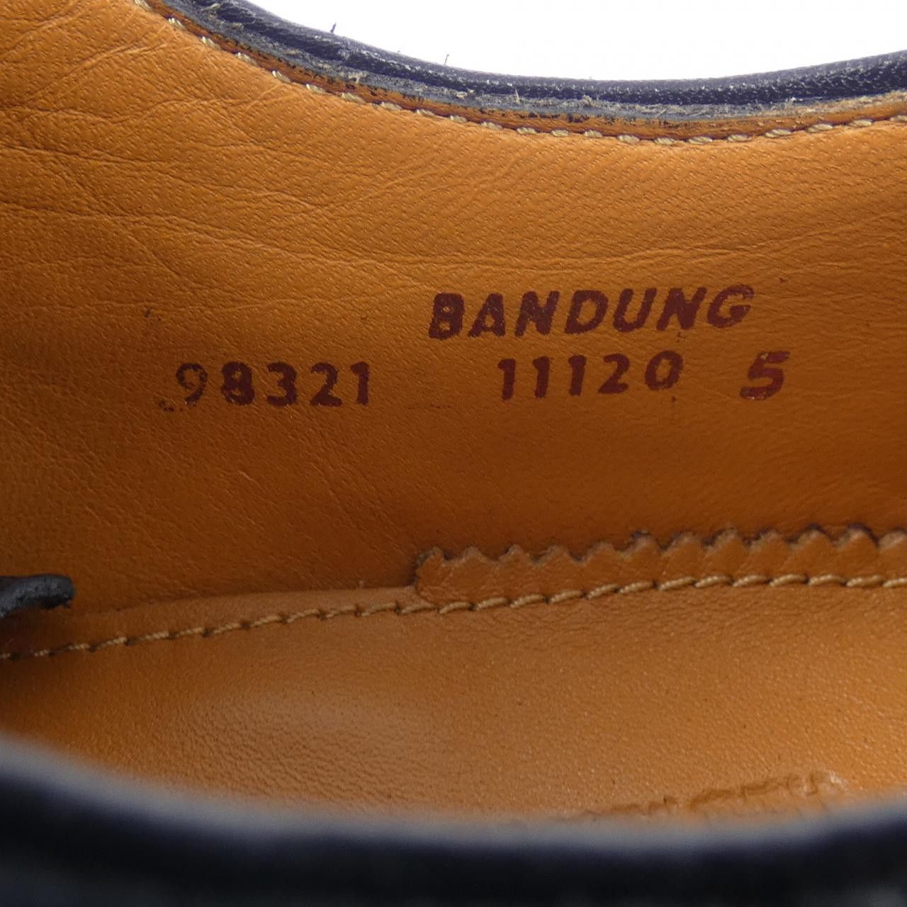 Other Other Jalan Sriwijaya Leather Shoes Leather Shoes 98321 11120 DUTY FREE for USA Size ONE SIZE - 9 Thumbnail