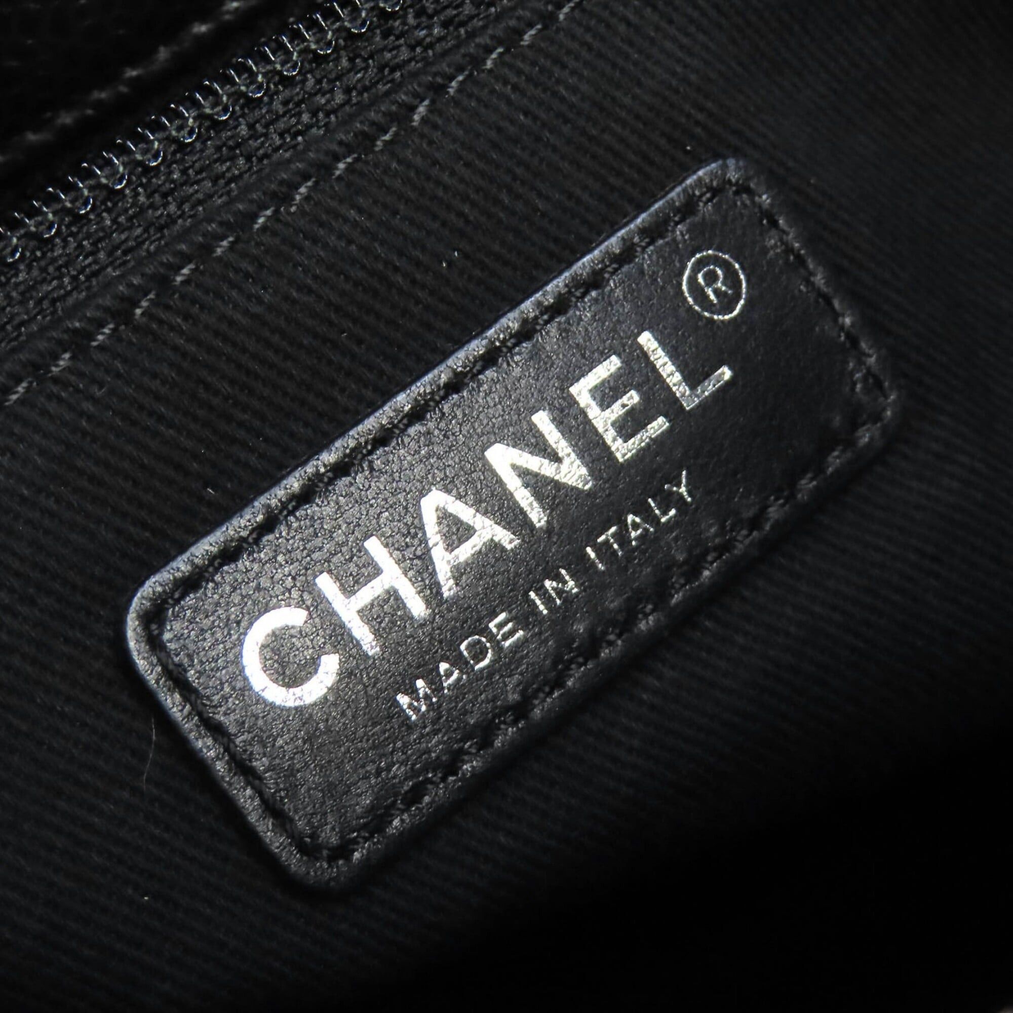 Chanel CHANEL A67294 Caviar Skin Coco Mark Matelassé Chain Tote Bag, Black with Silver Hardware, Comes Dust Made in Italy, Women's, Very Popular, Highly Recommended ◎ Size ONE SIZE - 14 Thumbnail