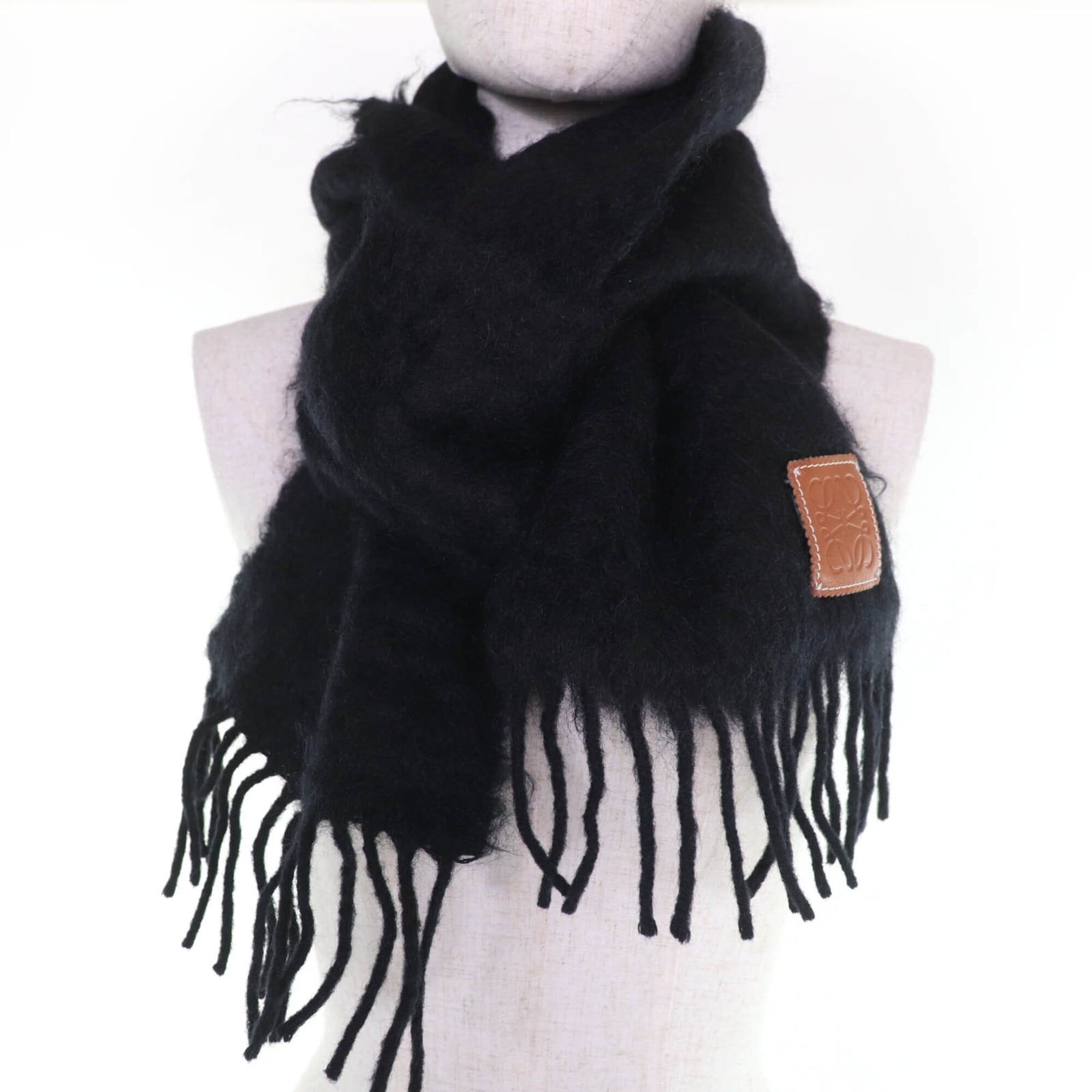Loewe LOEWE Mohair Wool Anagram Leather Patch Fringe Scarf, Black, Made in Spain, Authentic, Women's Size ONE SIZE - 3 Thumbnail