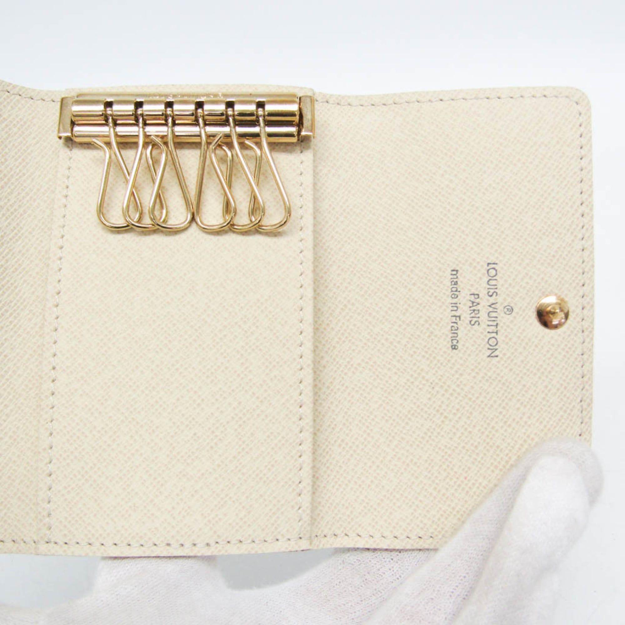 Louis Vuitton Louis Vuitton Damier Azur 6 Key Holder N61745 Men,Women Damier Azur Key Case Damier Azur Size ONE SIZE - 8 Thumbnail