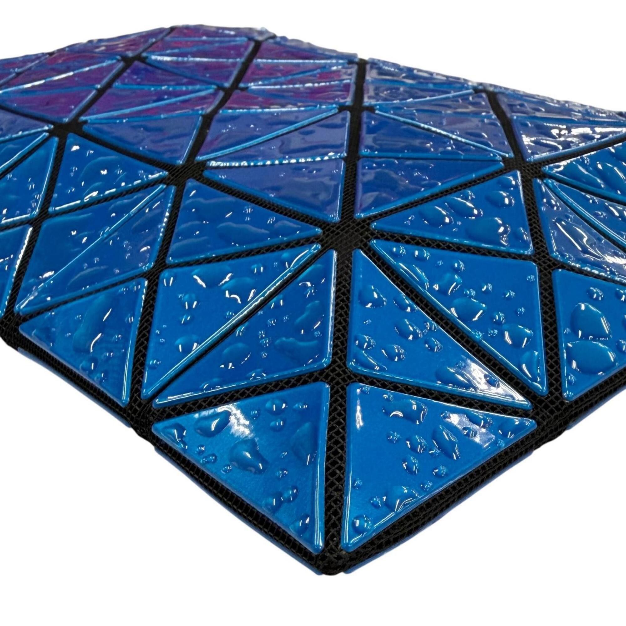 Issey Miyake BAOBAO ISSEY MIYAKE Triangle Piece Waterdrop Motif Clutch Bag Second Blue Made in Japan Women's Size ONE SIZE - 4 Thumbnail