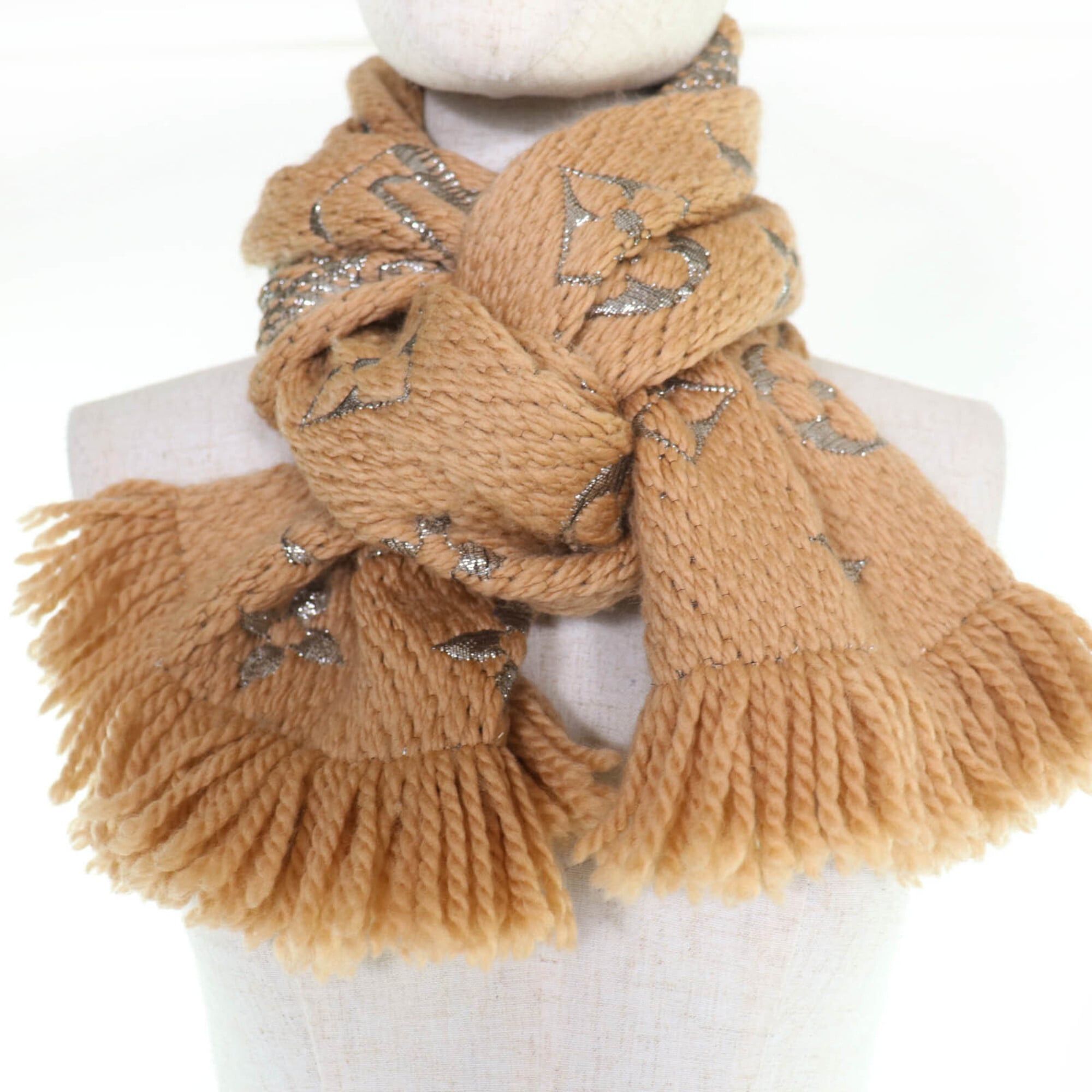 Louis Vuitton LOUIS VUITTON M75834 Echarpe Logomania Shine Wool Silk Fringe Scarf Beige Made in Italy Authentic Women's Size ONE SIZE - 3 Thumbnail