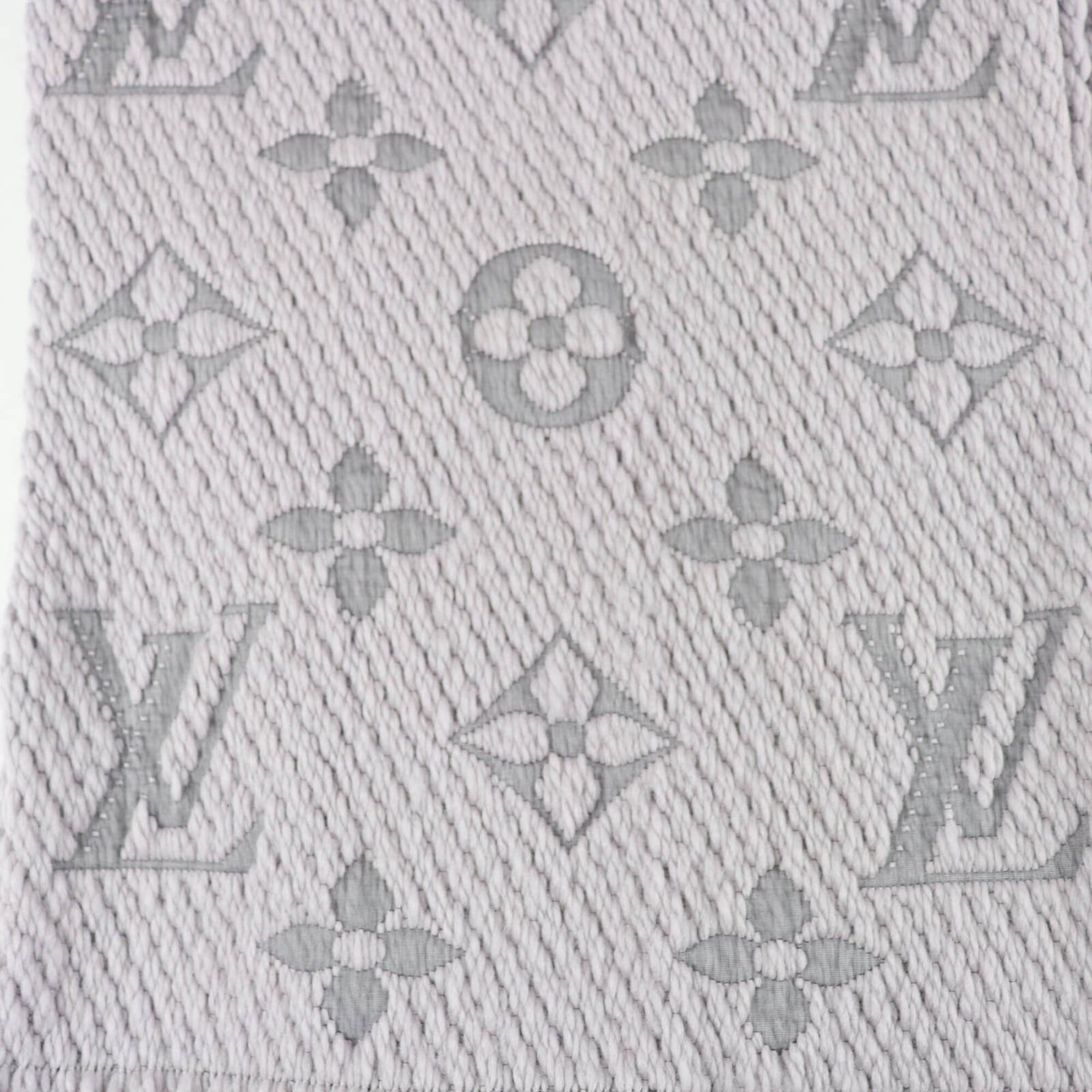 Louis Vuitton LOUIS VUITTON M74742 Echarpe Logomania Wool Silk Gris Perle Fringe Scarf with Box, Made in Italy, Authentic, Women's Size ONE SIZE - 5 Thumbnail