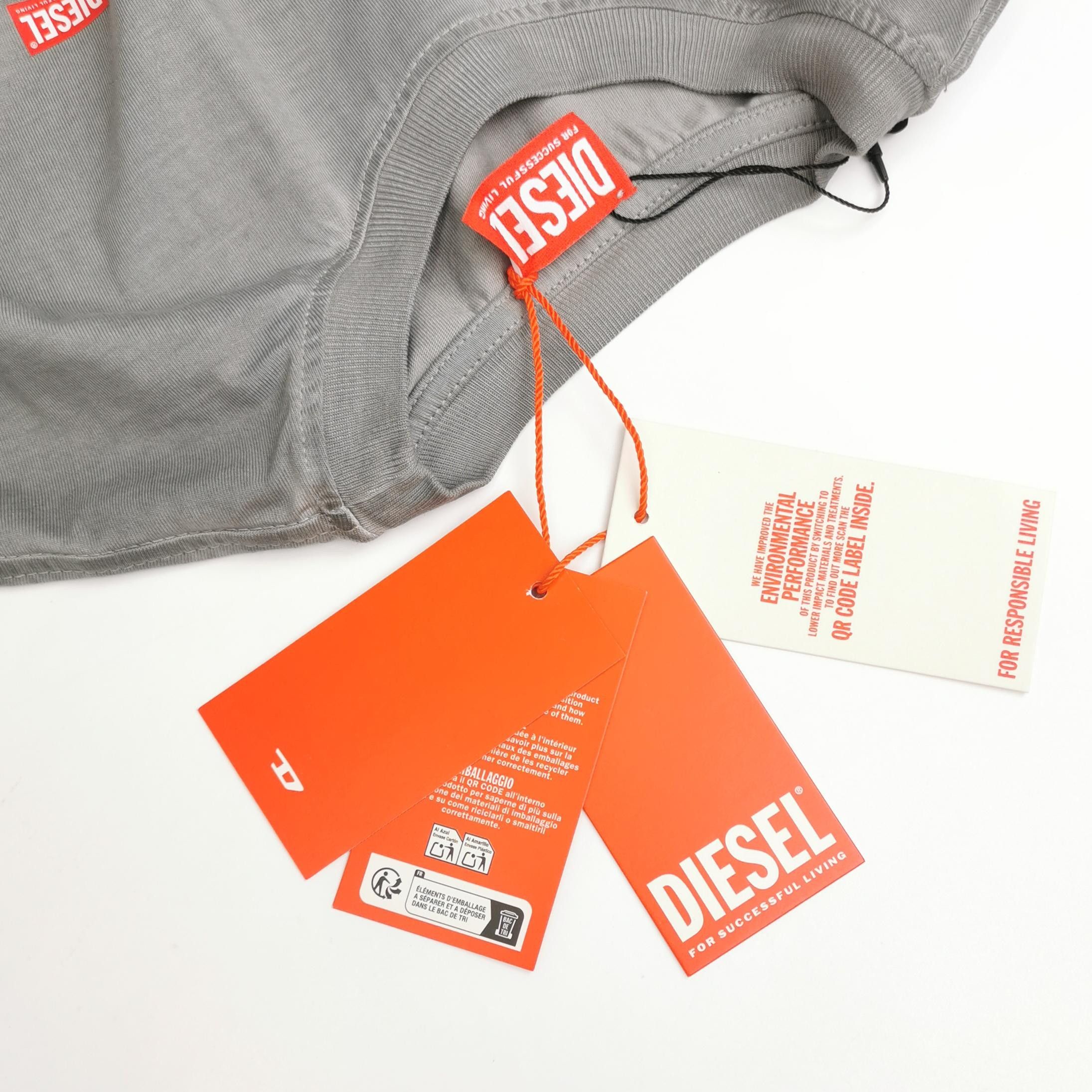 Diesel Diesel Logo Patch Cotton T-Shirt Size L Size US L / EU 52-54 / 3 - 4 Thumbnail