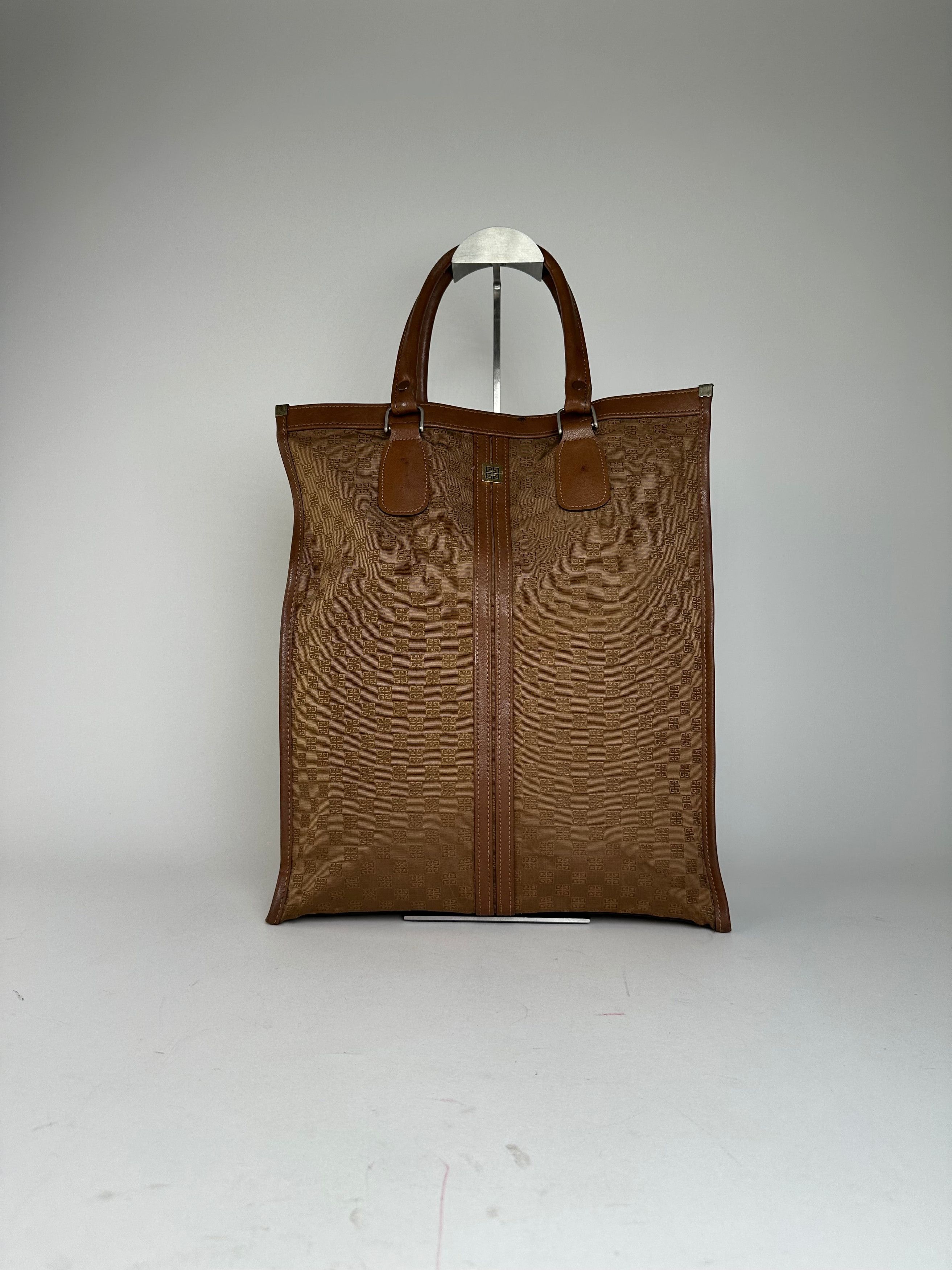 Givenchy Vintage 4G Monogram Canvas Leather Tote Bag Brown Size ONE SIZE - 8 Thumbnail