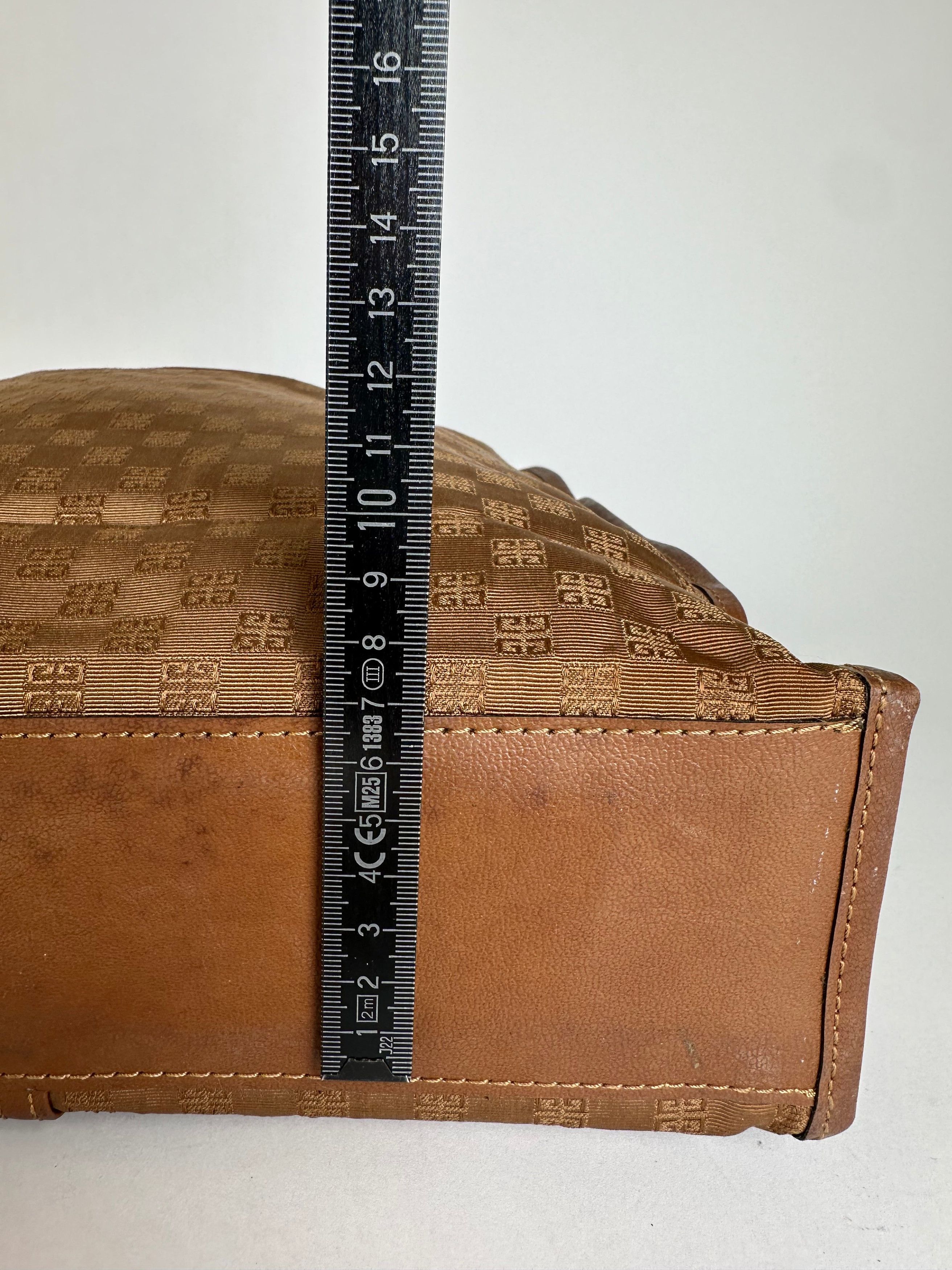 Givenchy Vintage 4G Monogram Canvas Leather Tote Bag Brown Size ONE SIZE - 11 Thumbnail
