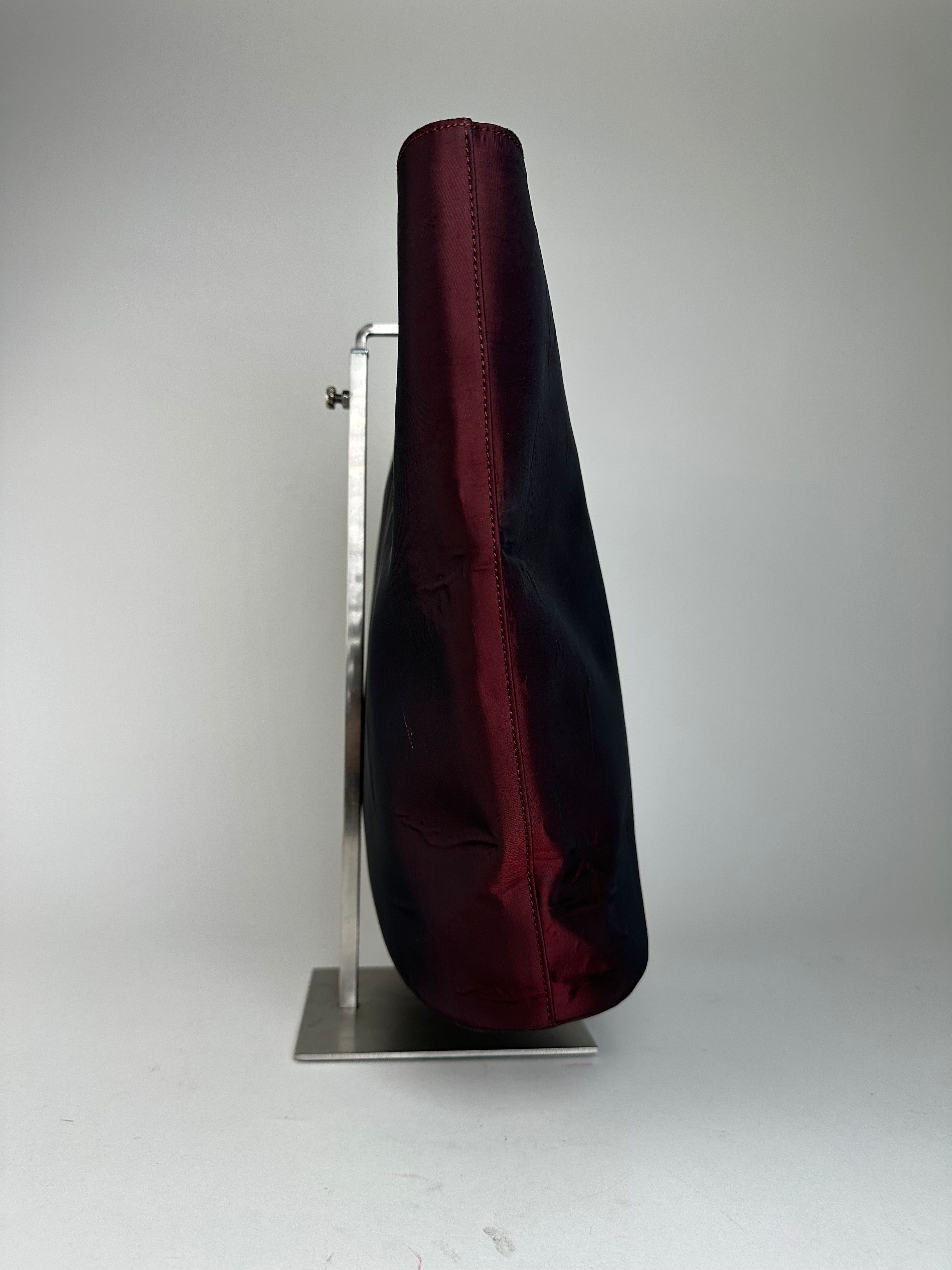 Gucci Vintage Satin Cut-Out Handle Tote Bag Burgundy Size ONE SIZE - 3 Thumbnail