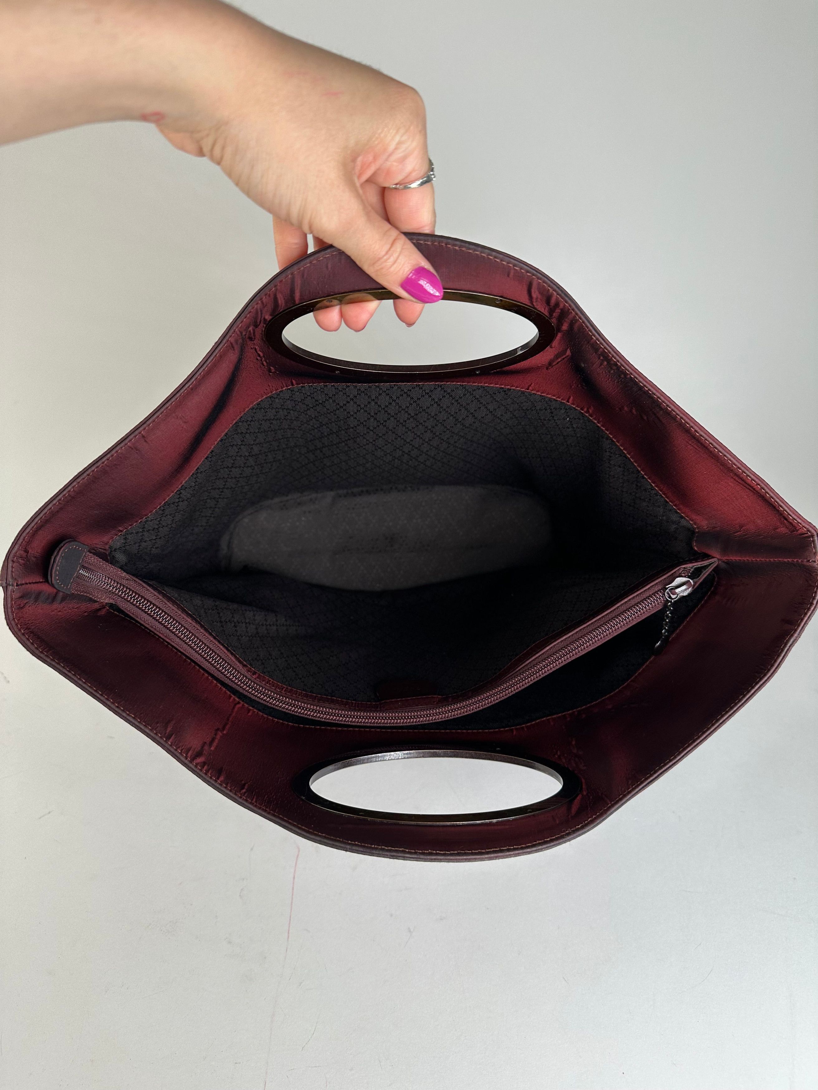 Gucci Vintage Satin Cut-Out Handle Tote Bag Burgundy Size ONE SIZE - 10 Thumbnail