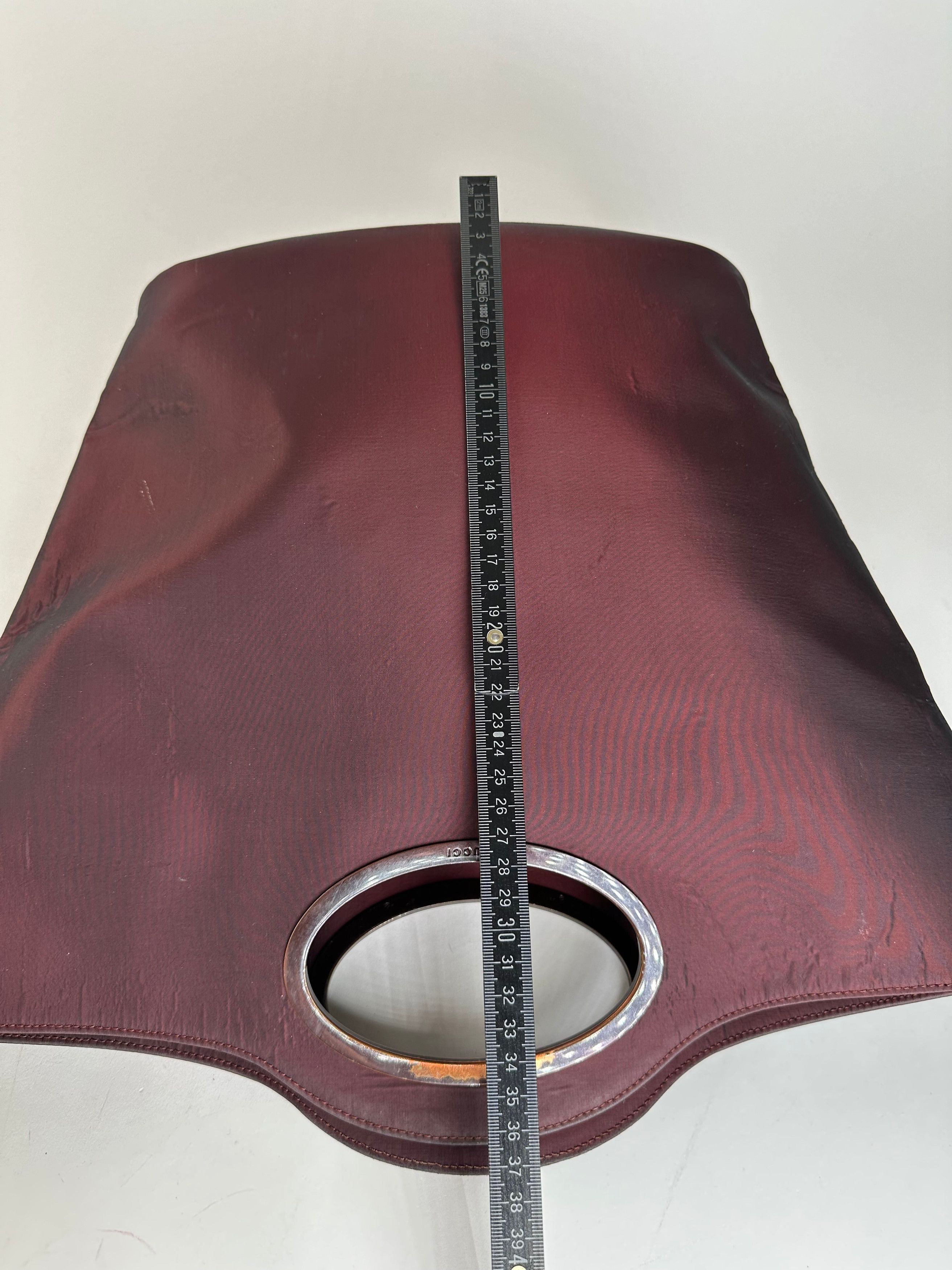 Gucci Vintage Satin Cut-Out Handle Tote Bag Burgundy Size ONE SIZE - 9 Thumbnail