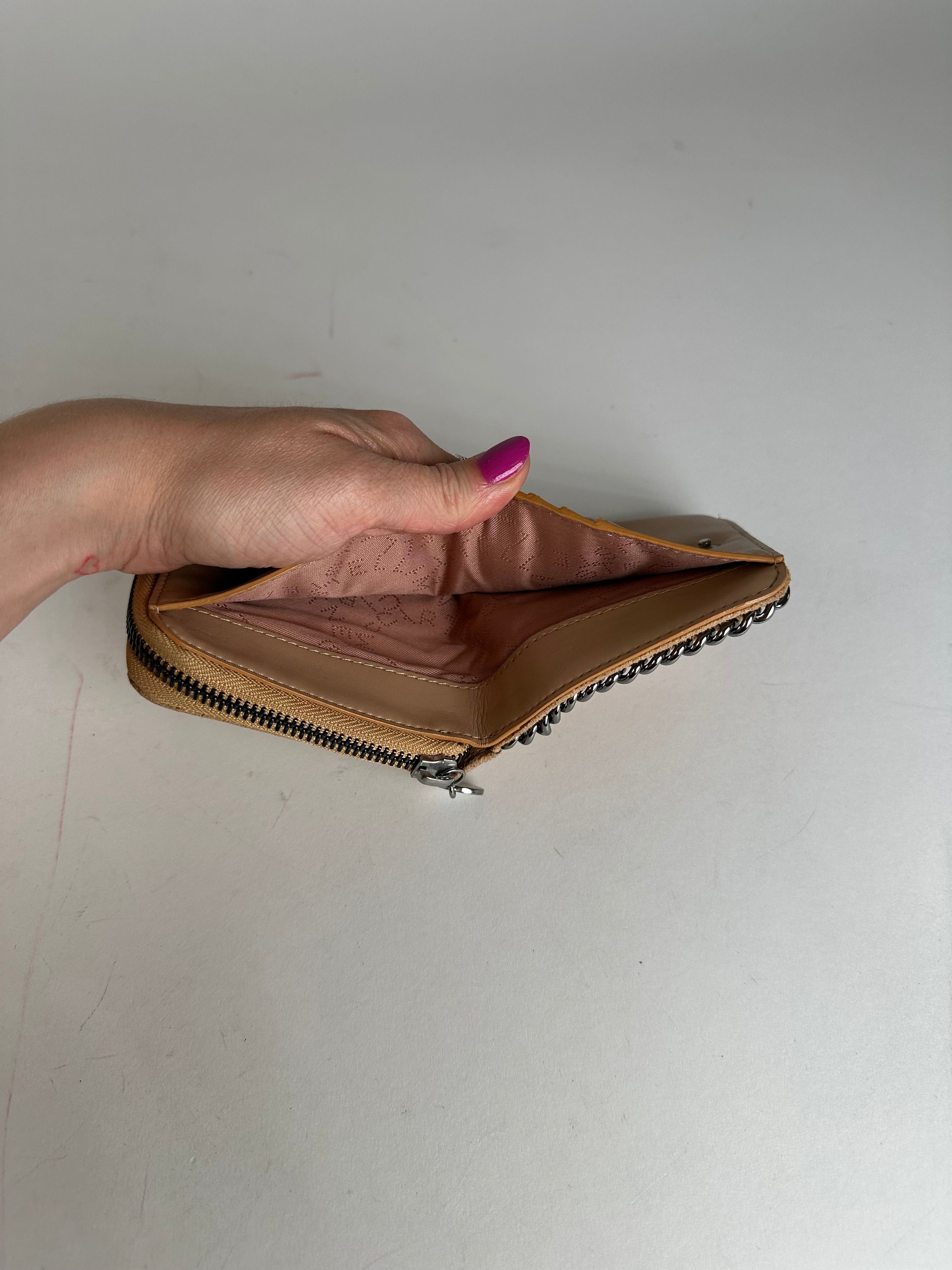 Stella McCartney Vintage Falabella Vegan Leather Compact Zip Wallet Camel Size ONE SIZE - 5 Thumbnail