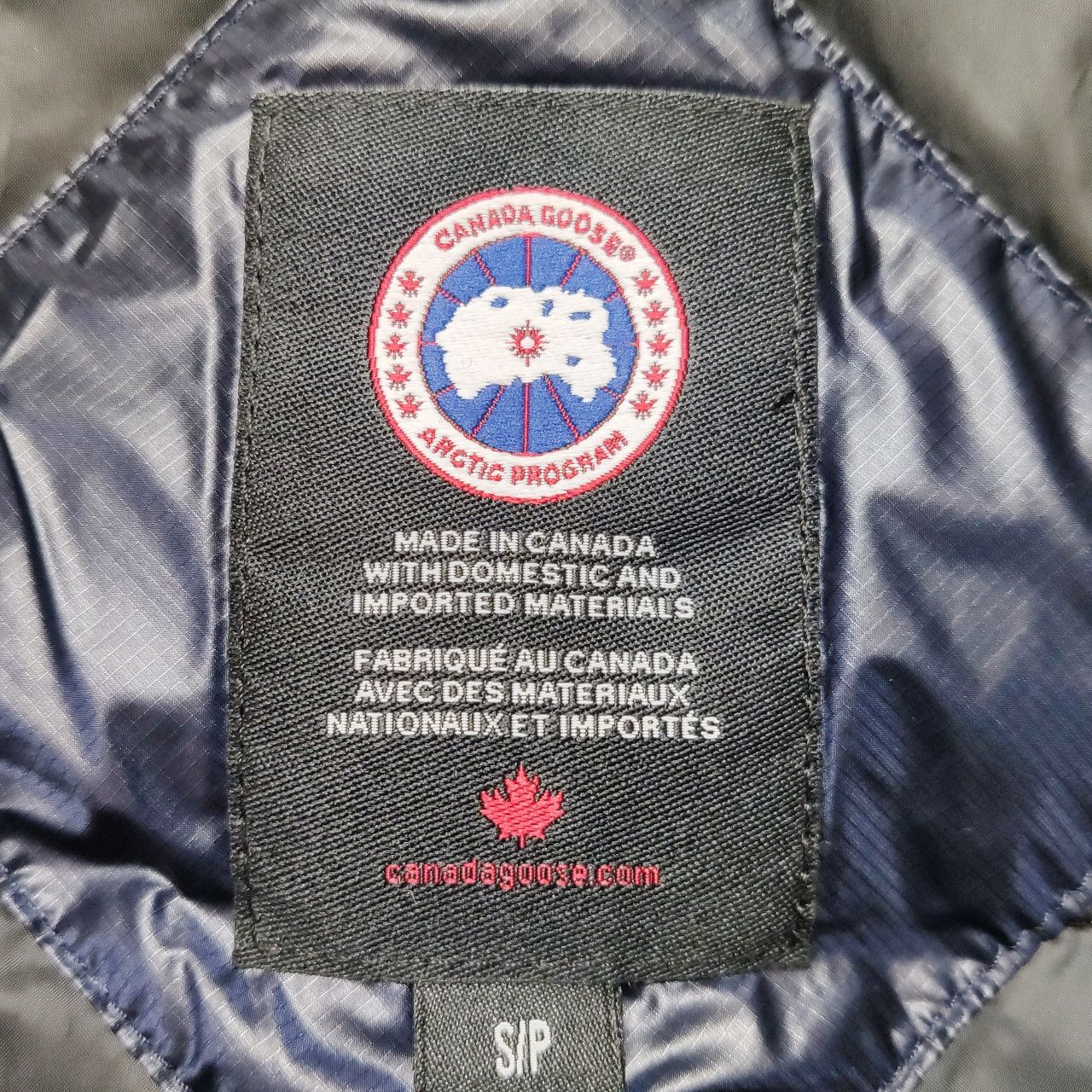 Canada Goose Canada Goose Hooded Down Jacket Size S Size US S / EU 44-46 / 1 - 5 Thumbnail