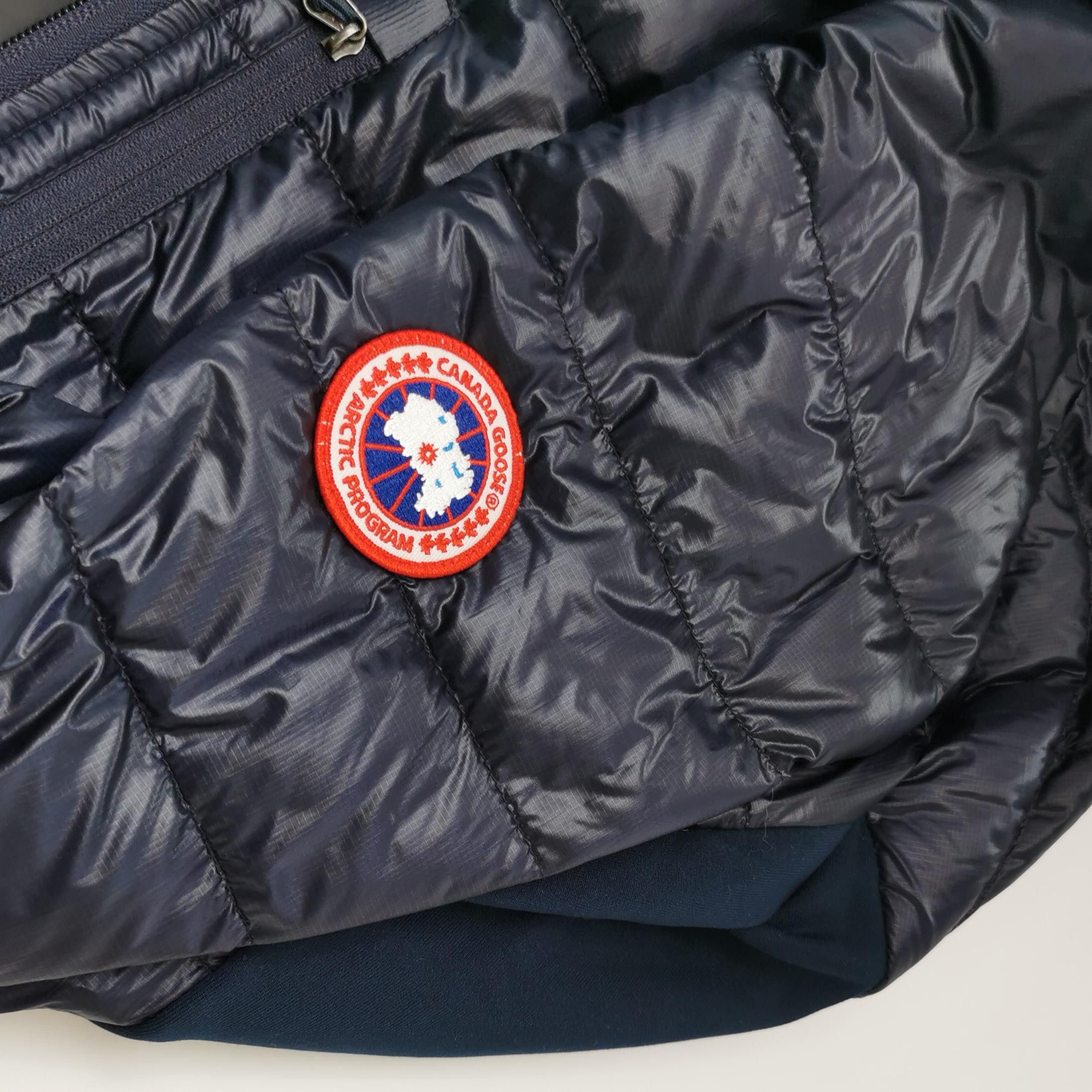 Canada Goose Canada Goose Hooded Down Jacket Size S Size US S / EU 44-46 / 1 - 3 Thumbnail