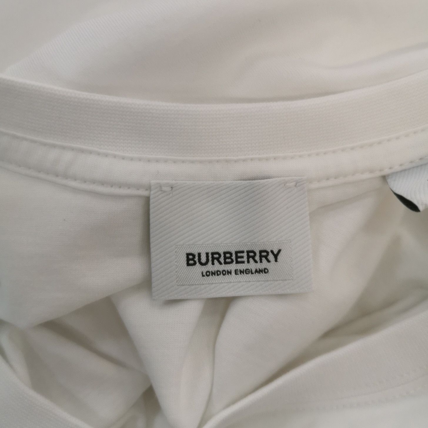 Burberry Burberry Tonal Embroidered Logo T-Shirt Size L Size US L / EU 52-54 / 3 - 5 Thumbnail