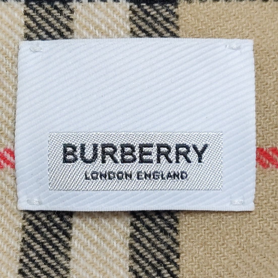 Burberry Burberry TB Logo Contrast Check Hooded Jacket Size M Size US M / EU 48-50 / 2 - 6 Thumbnail