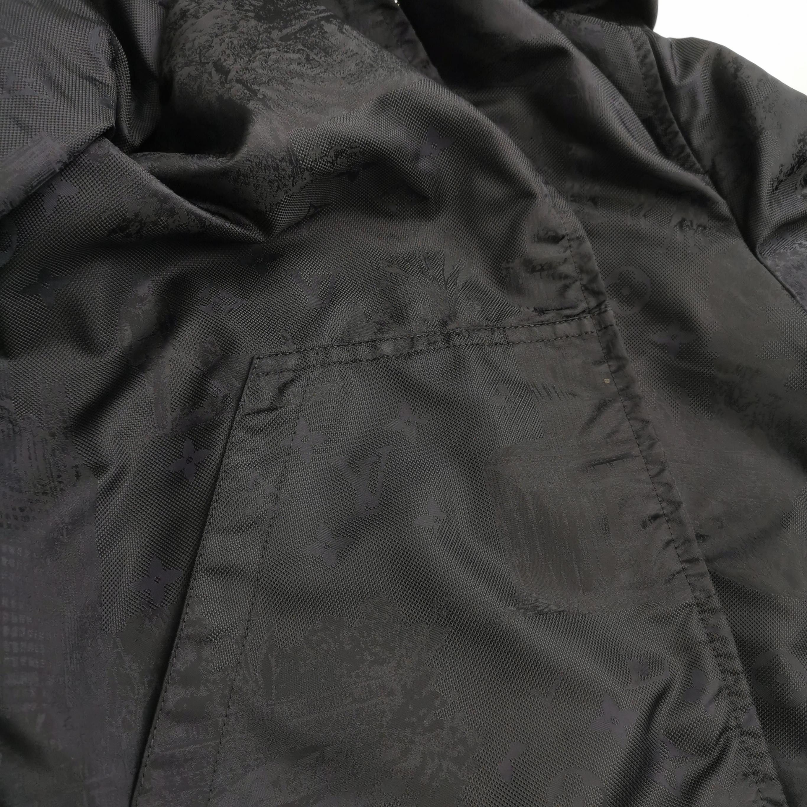 Louis Vuitton Louis Vuitton Monogram Hooded Jacket 44 Size US S / EU 44-46 / 1 - 3 Thumbnail