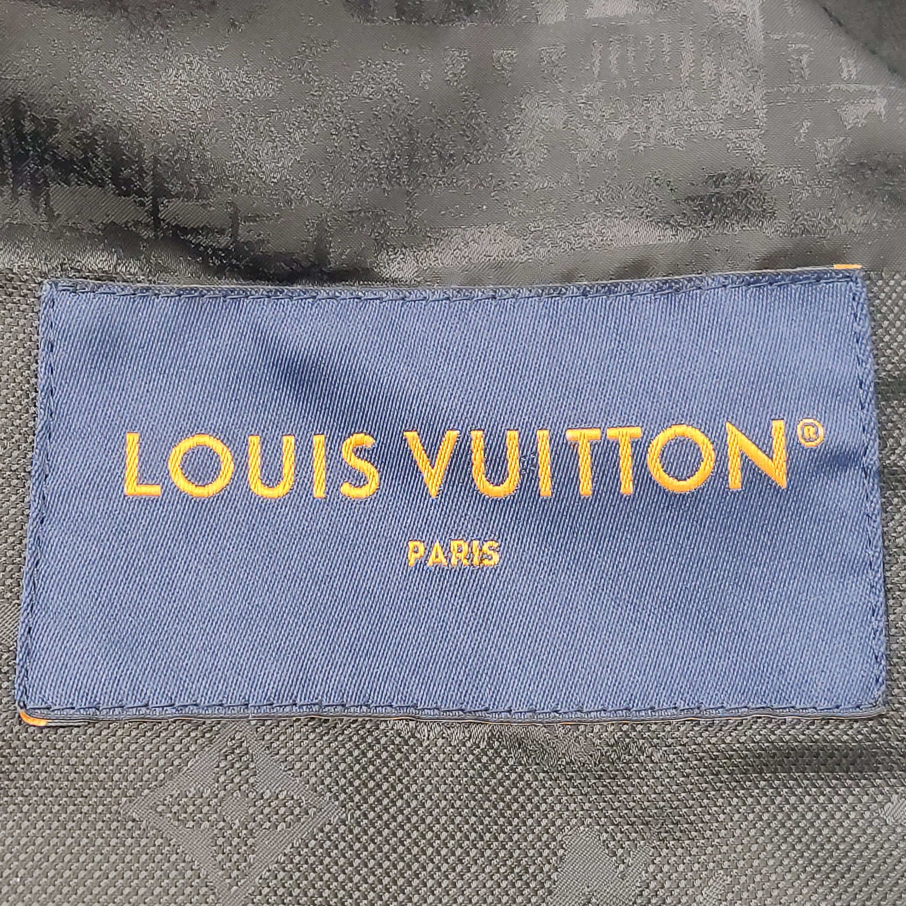 Louis Vuitton Louis Vuitton Monogram Hooded Jacket 44 Size US S / EU 44-46 / 1 - 4 Thumbnail