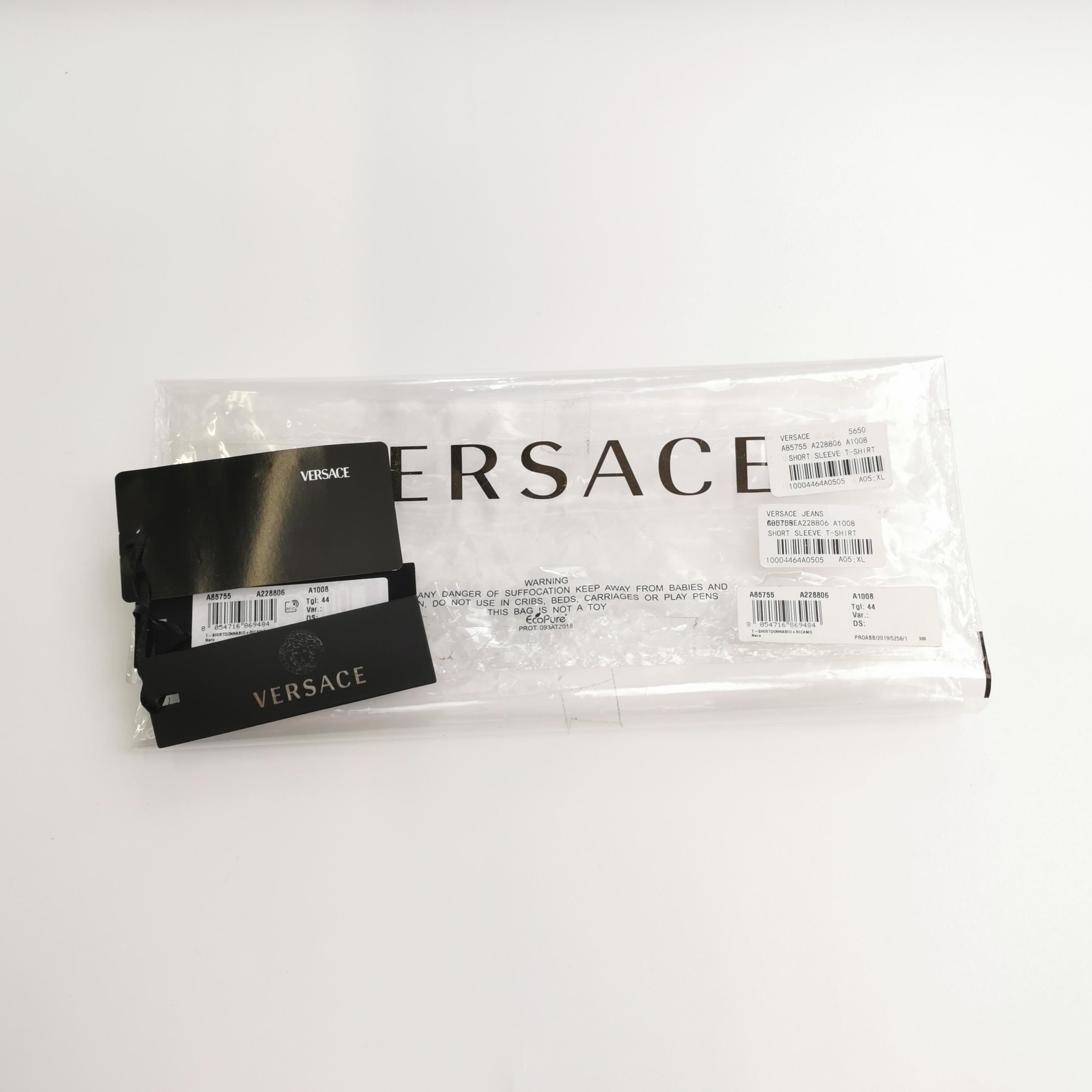 Versace Versace Crystal Medusa Logo T-Shirt Size 44 Size US S / EU 44-46 / 1 - 4 Thumbnail