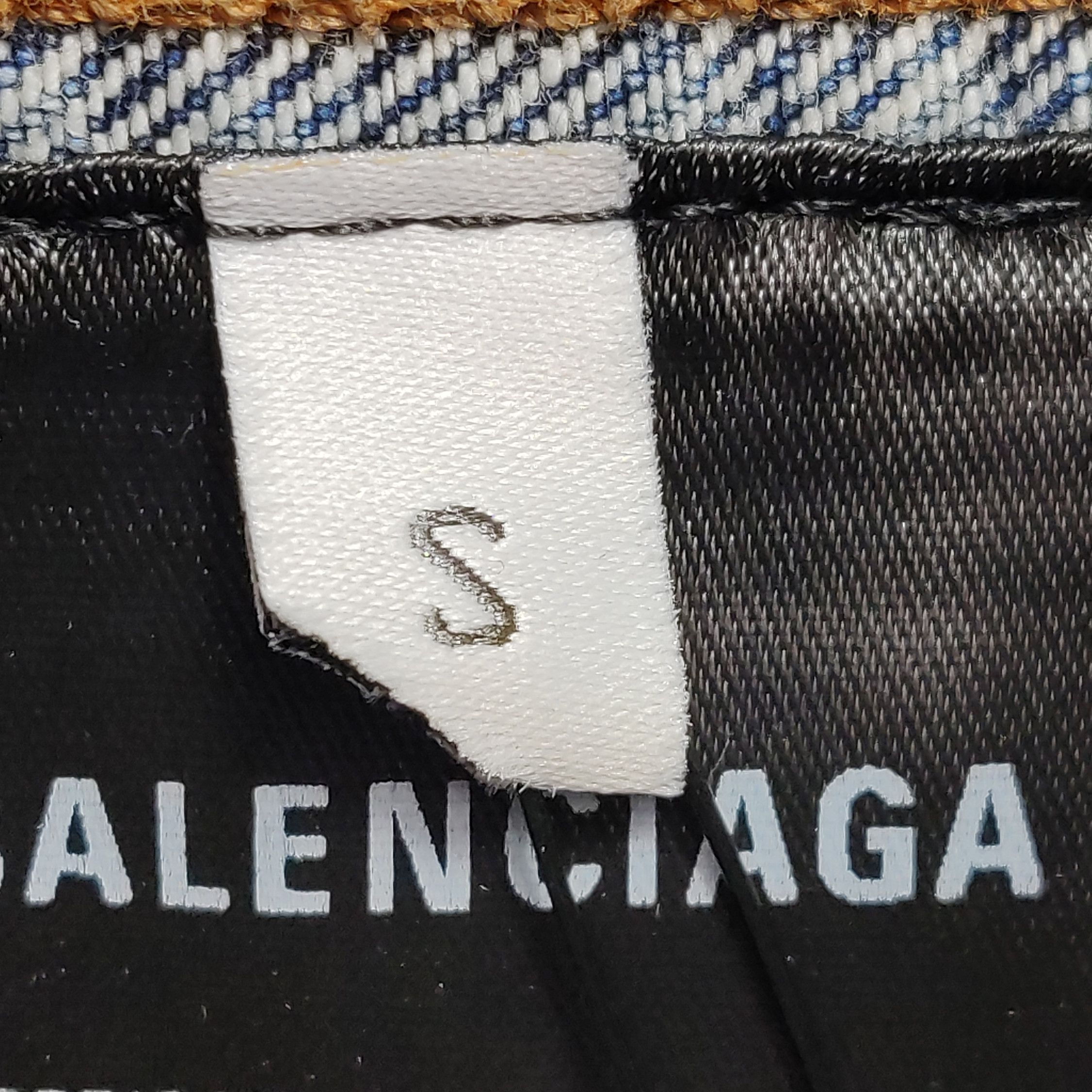 Balenciaga Balenciaga All-Over Monogram Denim Jacket Size S Size US S / EU 44-46 / 1 - 9 Thumbnail