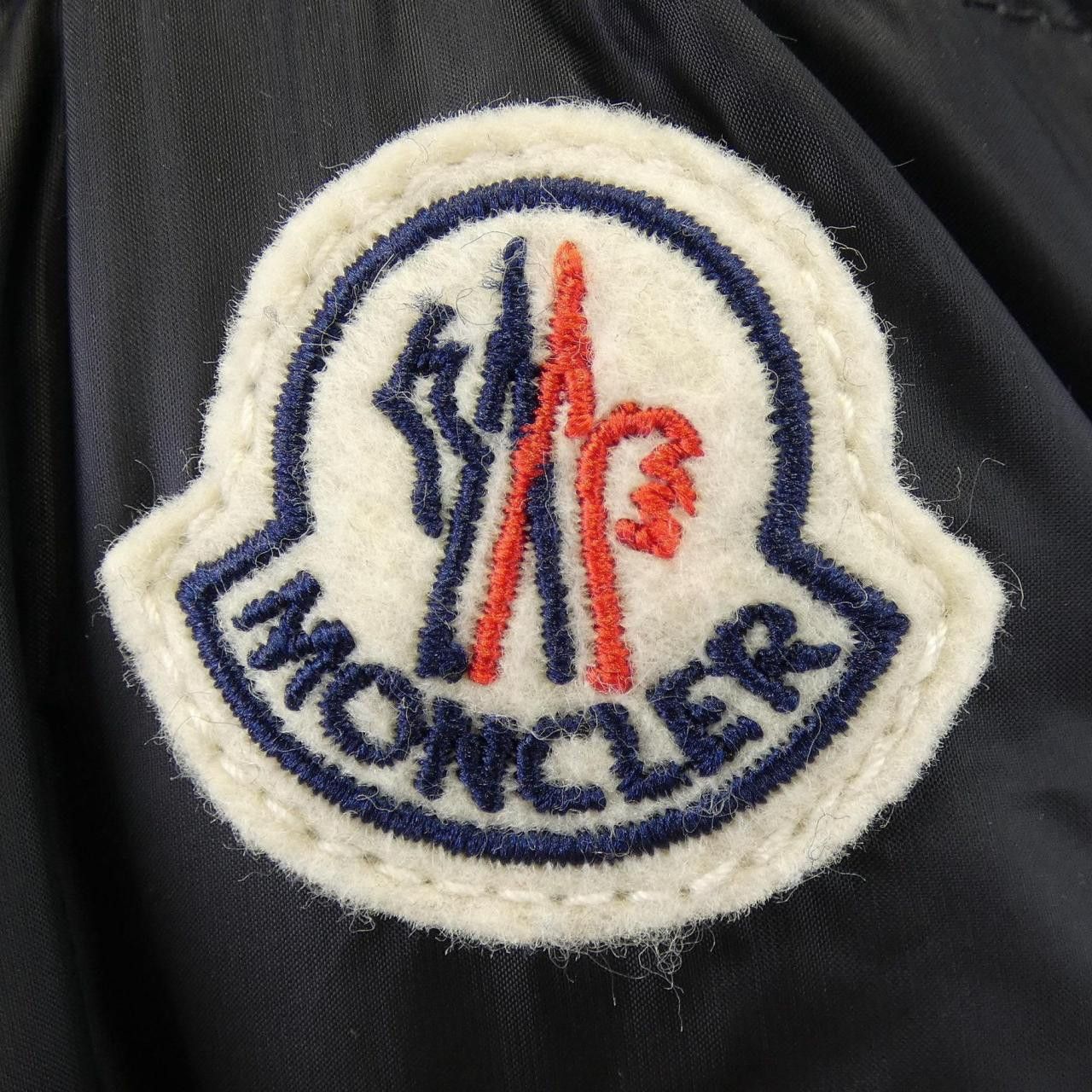 Moncler Moncler Moncler WILLM Down Jacket Textile Outerwear WILLM DUTY FREE for USA Size ONE SIZE - 9 Thumbnail