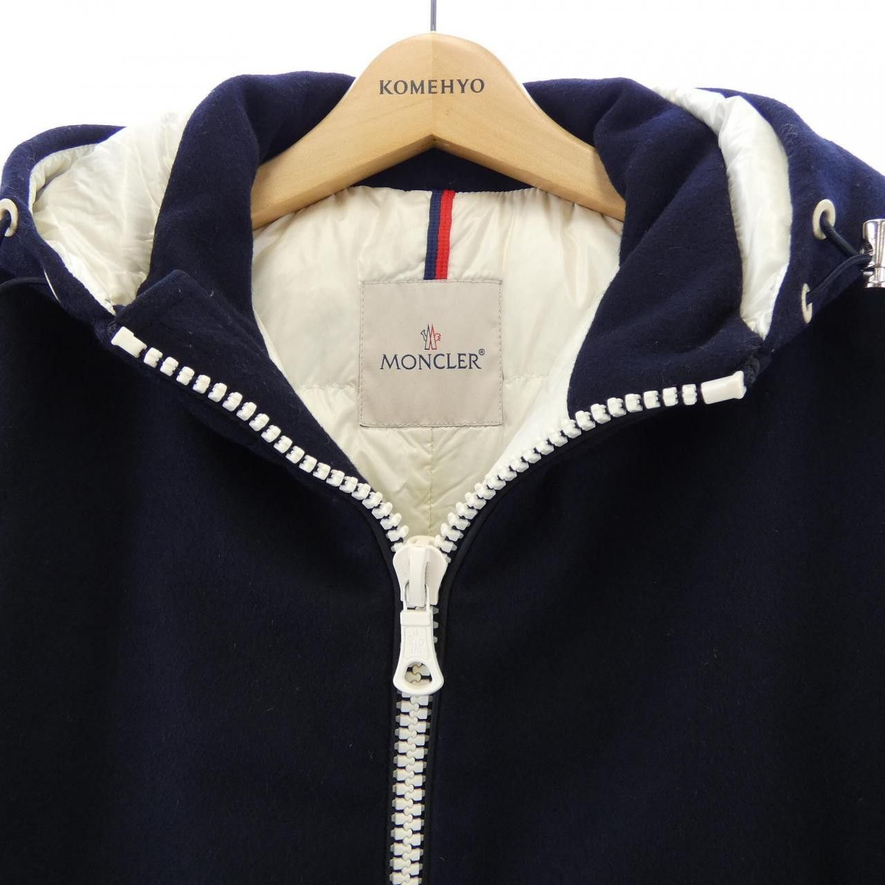 Moncler Moncler Moncler ARMENTIERES Down Jacket Textile Outerwear ARMENTIERES DUTY FREE for USA Size ONE SIZE - 6 Thumbnail