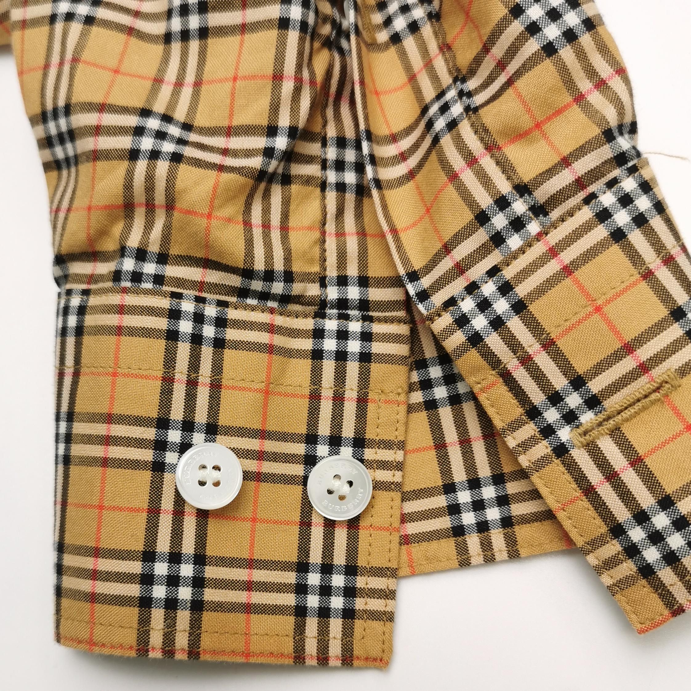 Burberry Burberry Check Cotton Button Up Shirt XS Size US XS / EU 42 / 0 - 3 Thumbnail