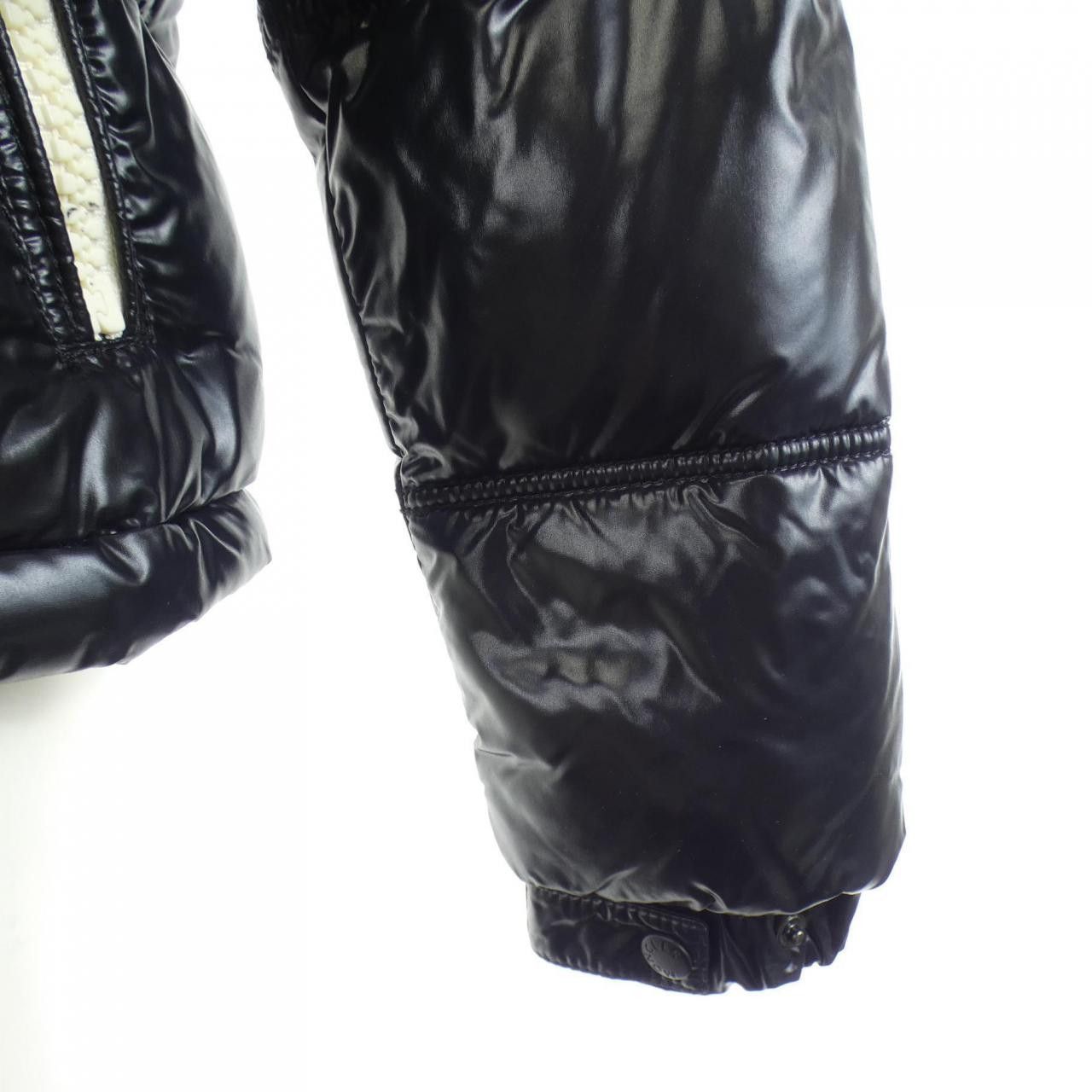 Moncler Moncler Moncler ERIC Down Jacket Textile Outerwear 41321/60 DUTY FREE for USA Size ONE SIZE - 6 Thumbnail