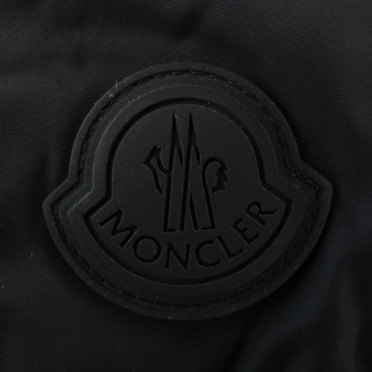 Moncler Moncler Moncler MONTCLA Down Jacket Textile Outerwear MONTCLA DUTY FREE for USA Size ONE SIZE - 8 Thumbnail