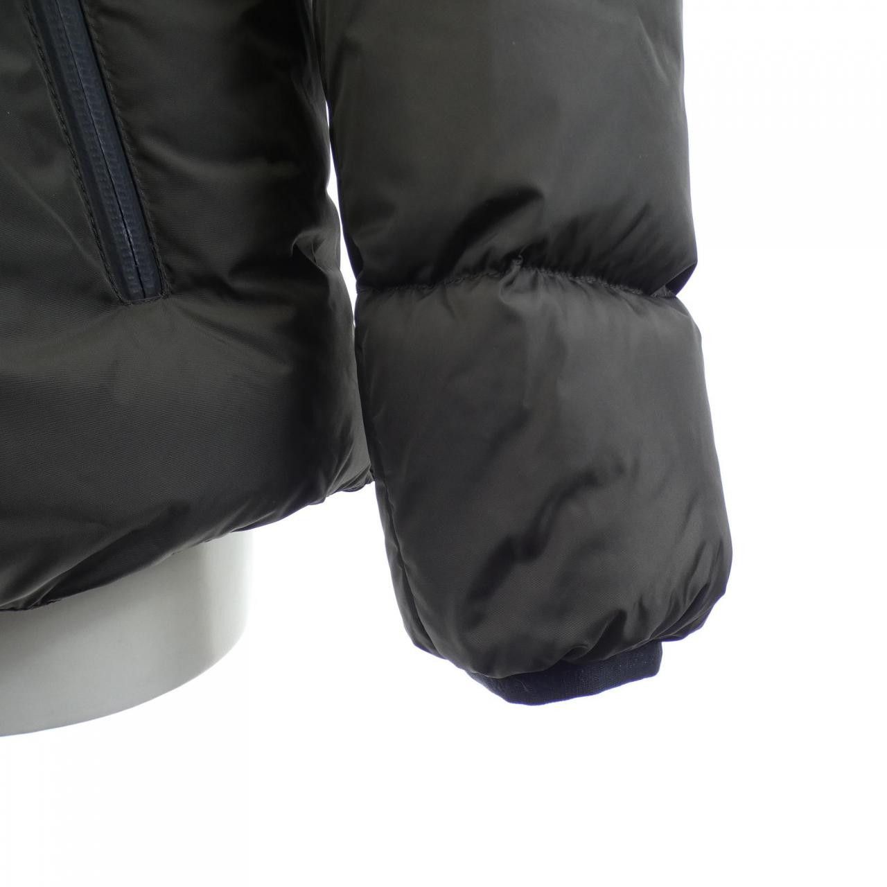 Moncler Moncler Moncler MONTCLA Down Jacket Others Outerwear MONTCLA DUTY FREE for USA Size ONE SIZE - 7 Thumbnail