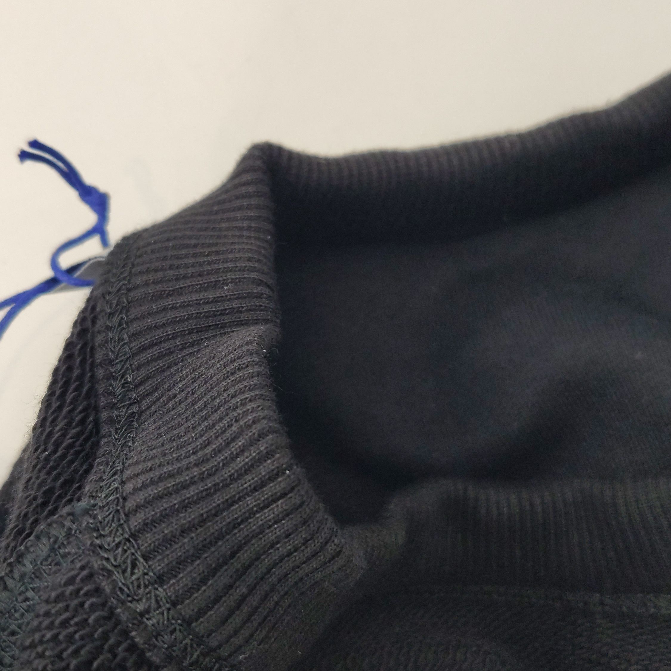 Burberry Burberry Tonal Logo Embroidered Sweatshirt US M Size US M / EU 48-50 / 2 - 9 Thumbnail