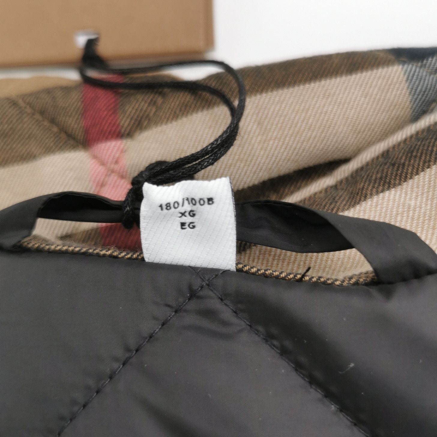 Burberry Burberry Quilted Contrast Check Jacket XL Size US XL / EU 56 / 4 - 6 Thumbnail