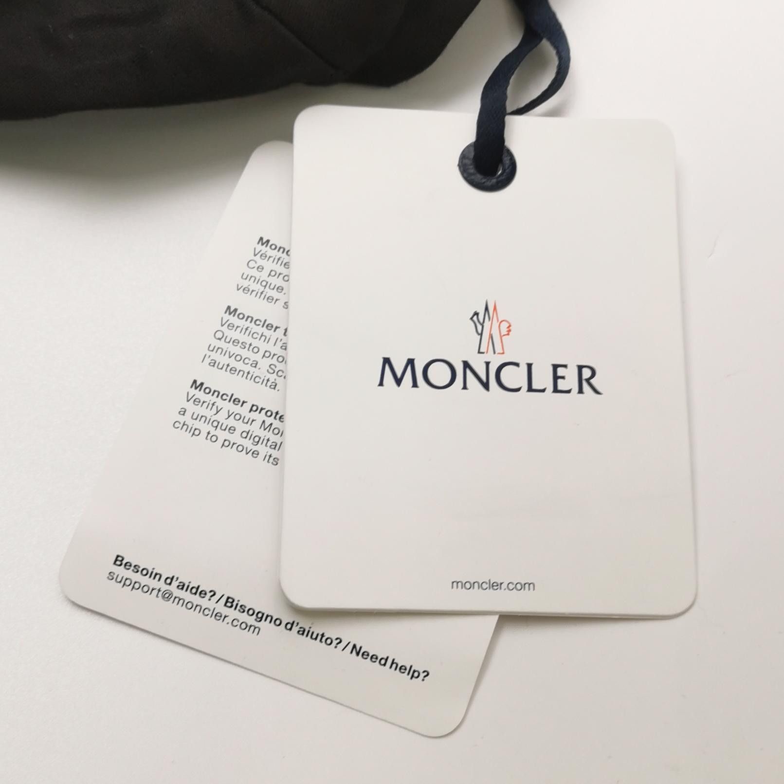 Moncler Moncler Logo Patch Cotton T-Shirt XL Size US XL / EU 56 / 4 - 4 Thumbnail