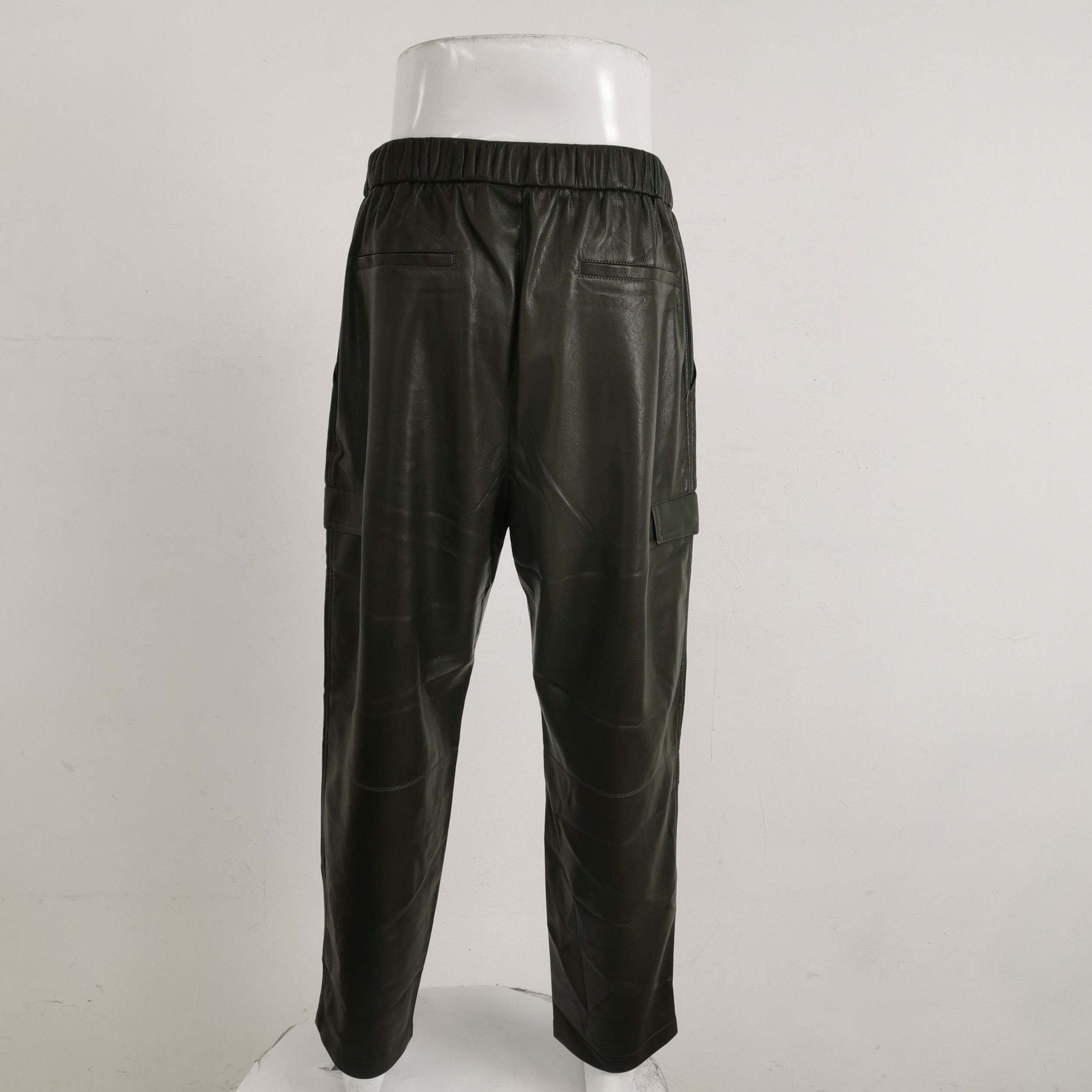 Nanushka Nanushka Black Vegan Leather Cargo Pants L Size US 34 / EU 50 - 2 Thumbnail