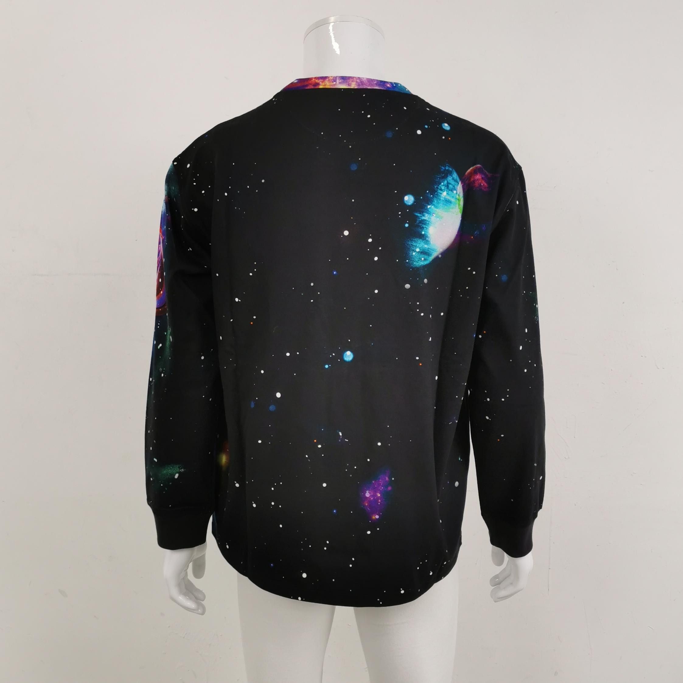Valentino Valentino Galaxy Space Print Sweatshirt Size L Size US L / EU 52-54 / 3 - 2 Thumbnail