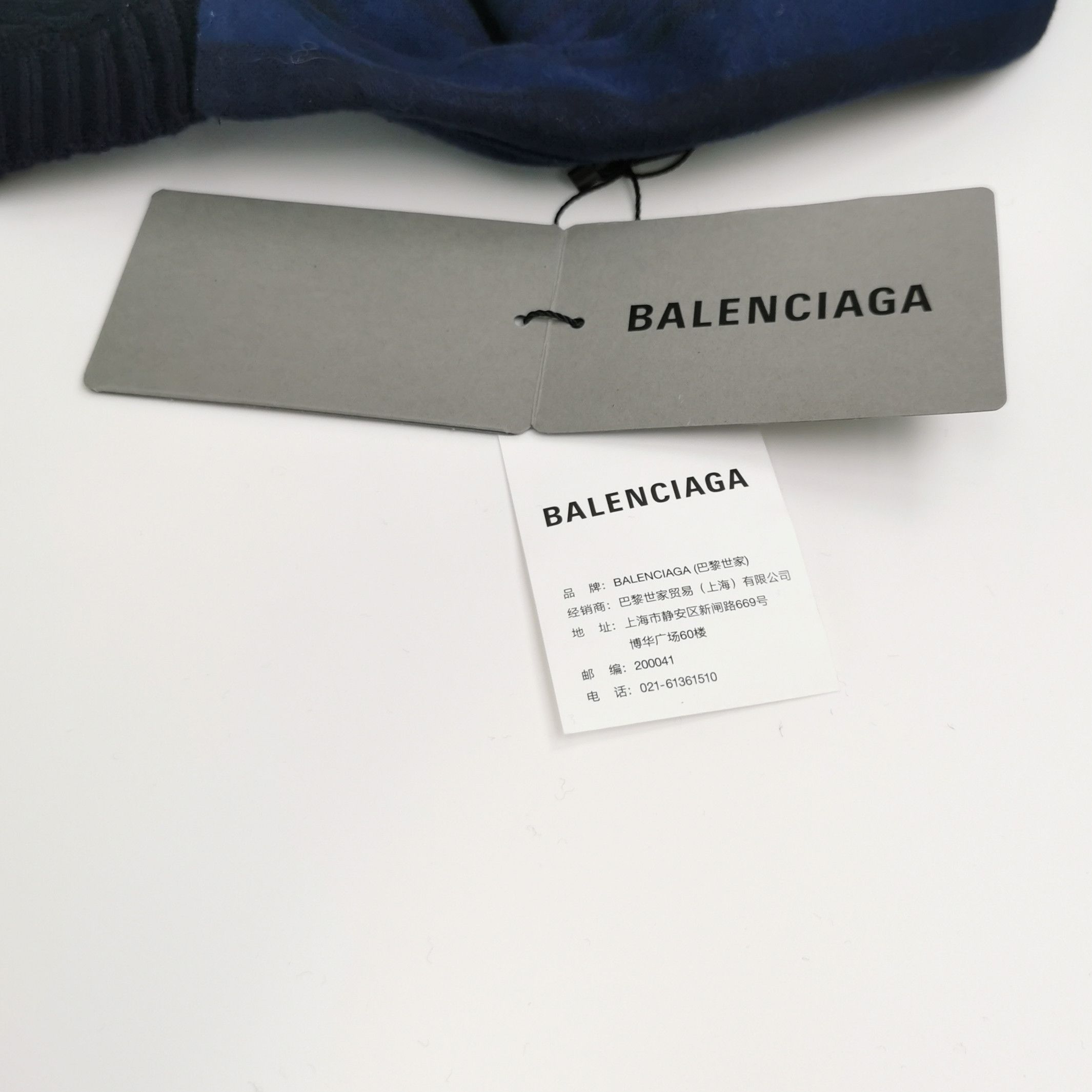 Balenciaga Balenciaga Mixed-Media V-Neck Sweater Size S Size US S / EU 44-46 / 1 - 5 Thumbnail