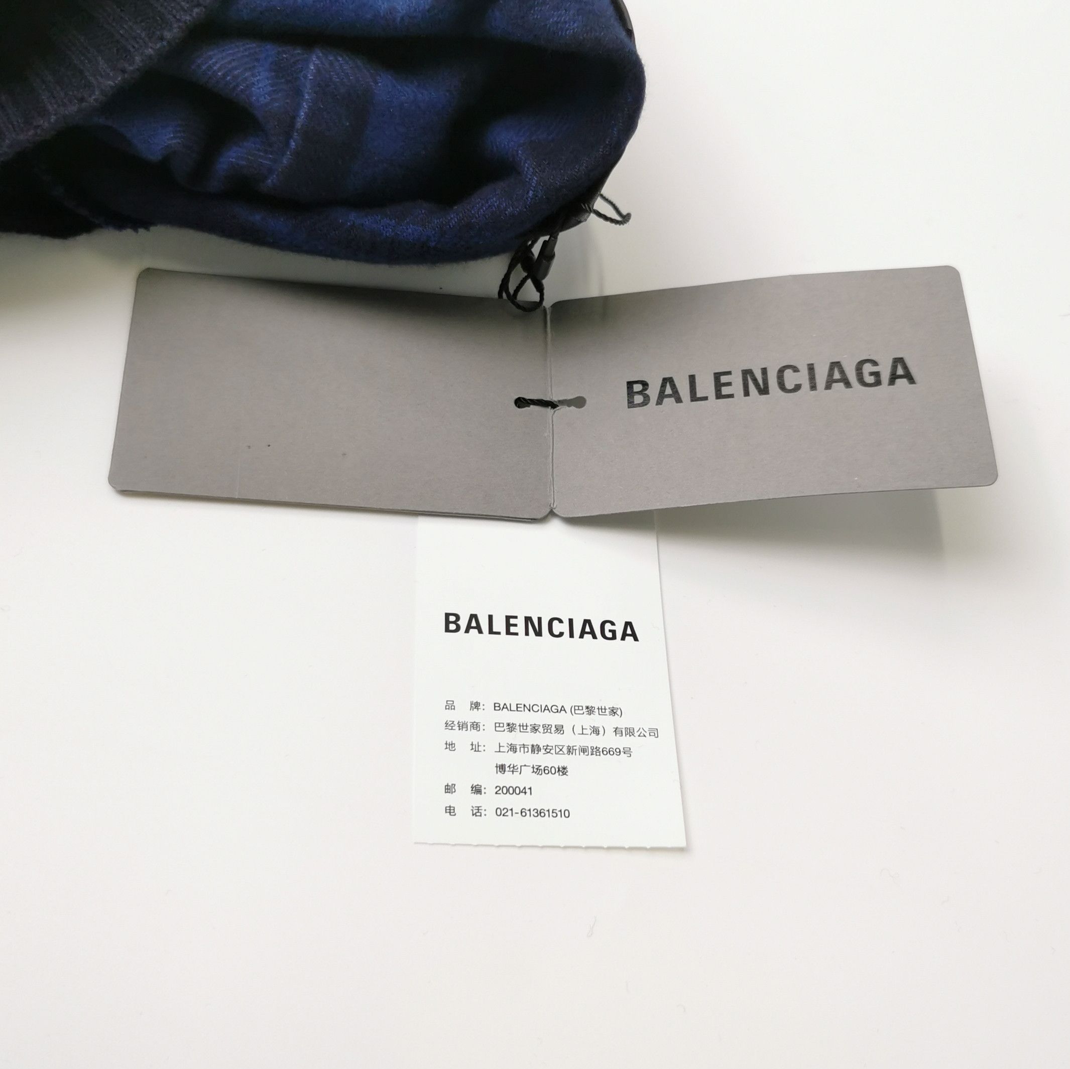 Balenciaga Balenciaga Hybrid Plaid Panel V-Neck Sweater Size S Size US S / EU 44-46 / 1 - 5 Thumbnail