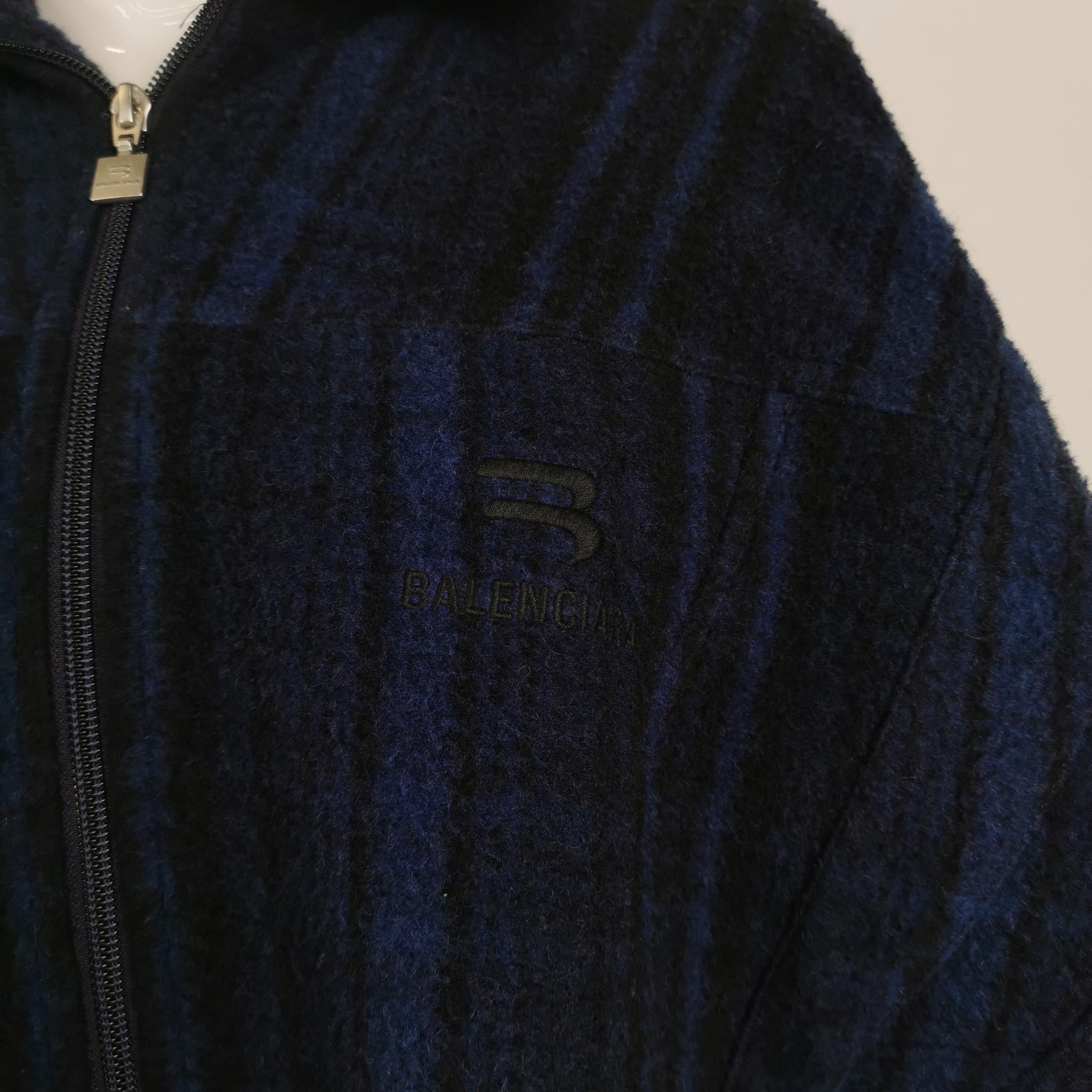 Balenciaga Balenciaga Striped Wool Zip Jacket EU 44 Size US S / EU 44-46 / 1 - 3 Thumbnail